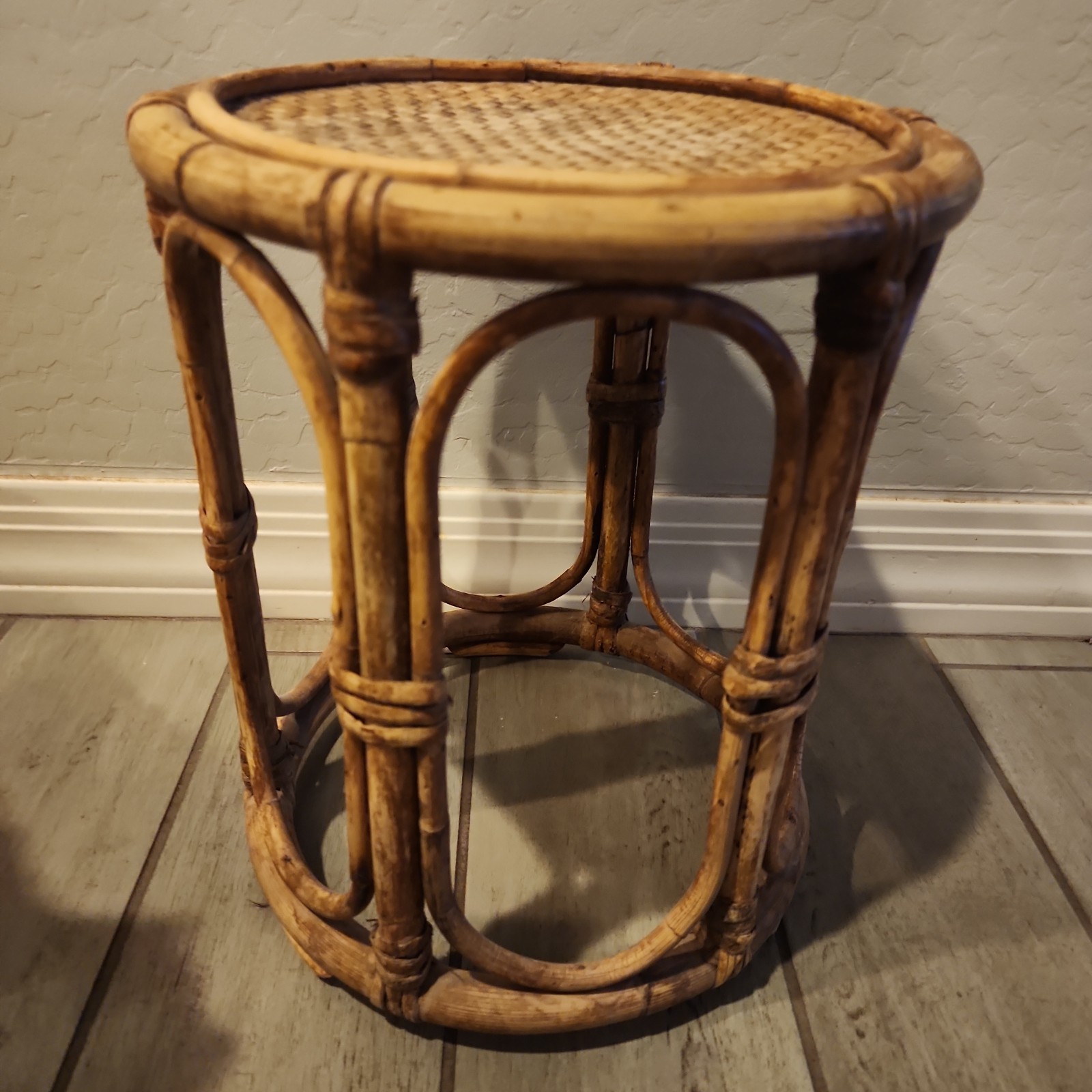 Vintage MCM Rattan Bamboo Side Table Plant Stand Woven Top 13.5” Boho Chic 60s