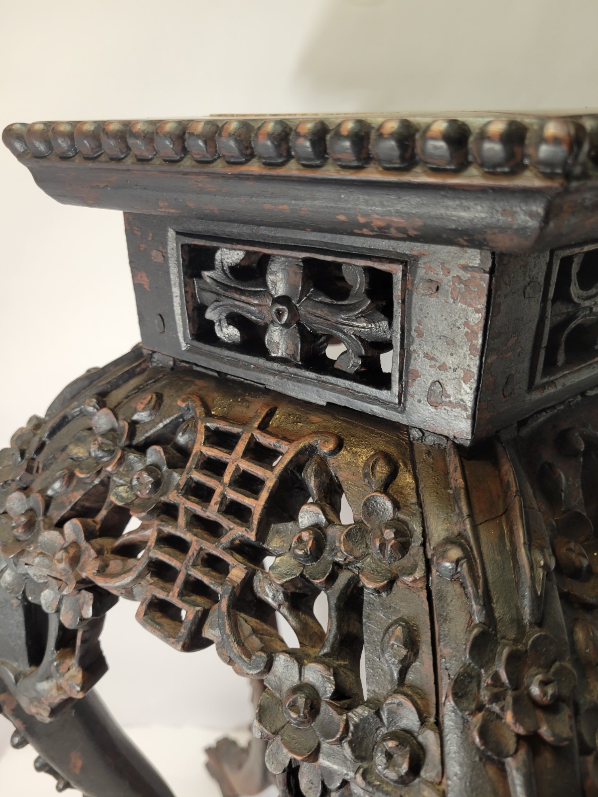 Dark Brown Wood Asian Carved Floral Hexagonal Pedestal Accent Table 14″ H