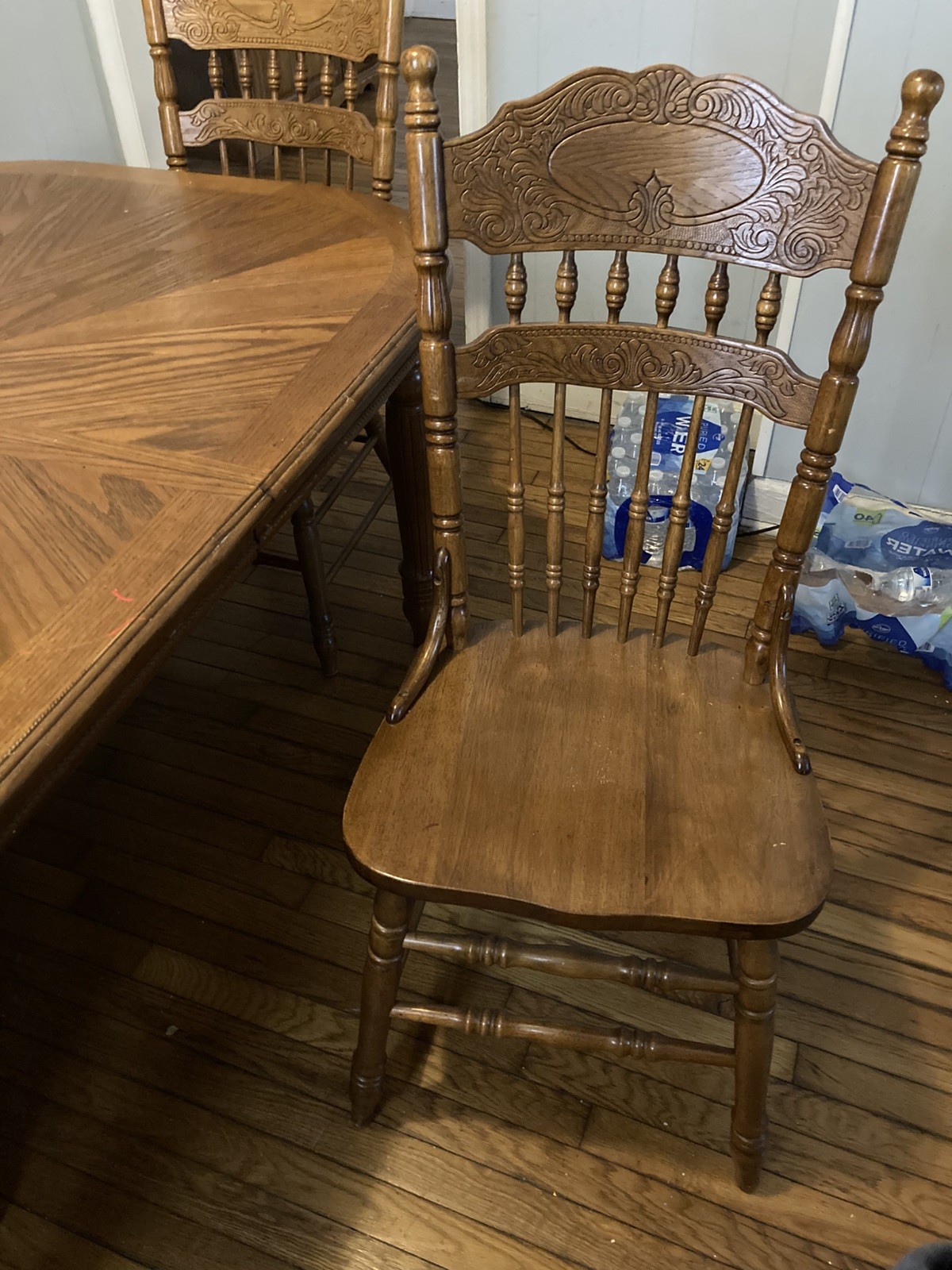dinning room table hardwood