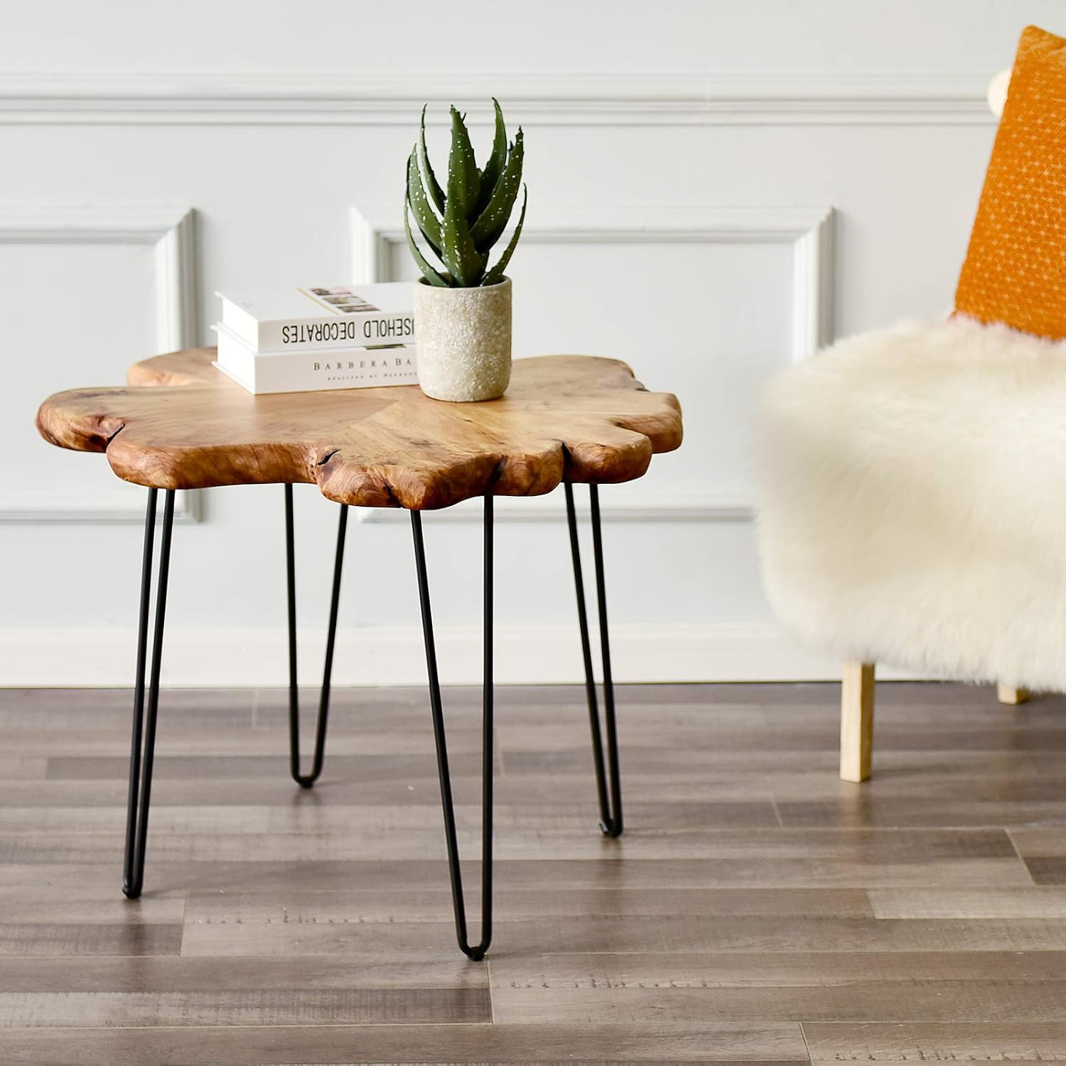 Rustic Live Edge Cedar Coffee Table – 32″ Round for Living Room & Patio