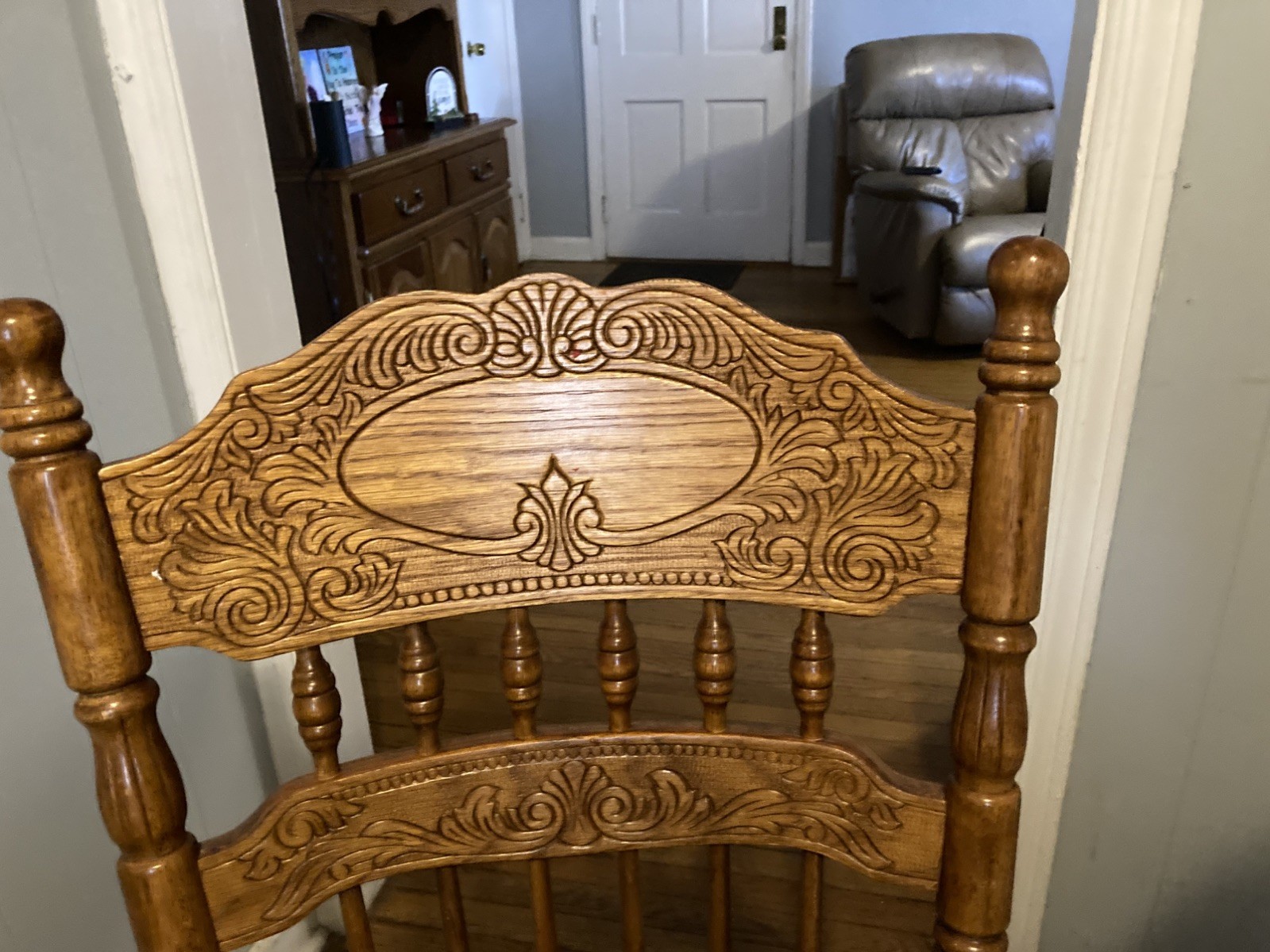dinning room table hardwood