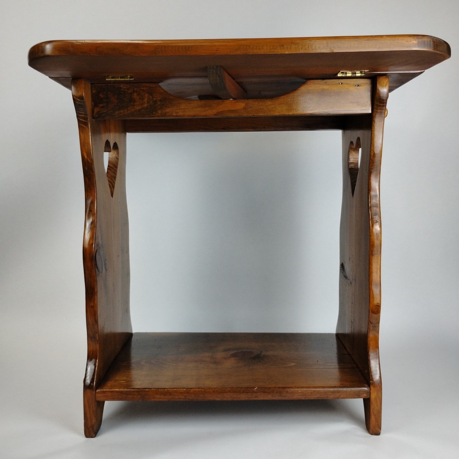 Handmade Solid Wood Heart Cut Out Drop Leaf Side End Table Country 21″ Plants