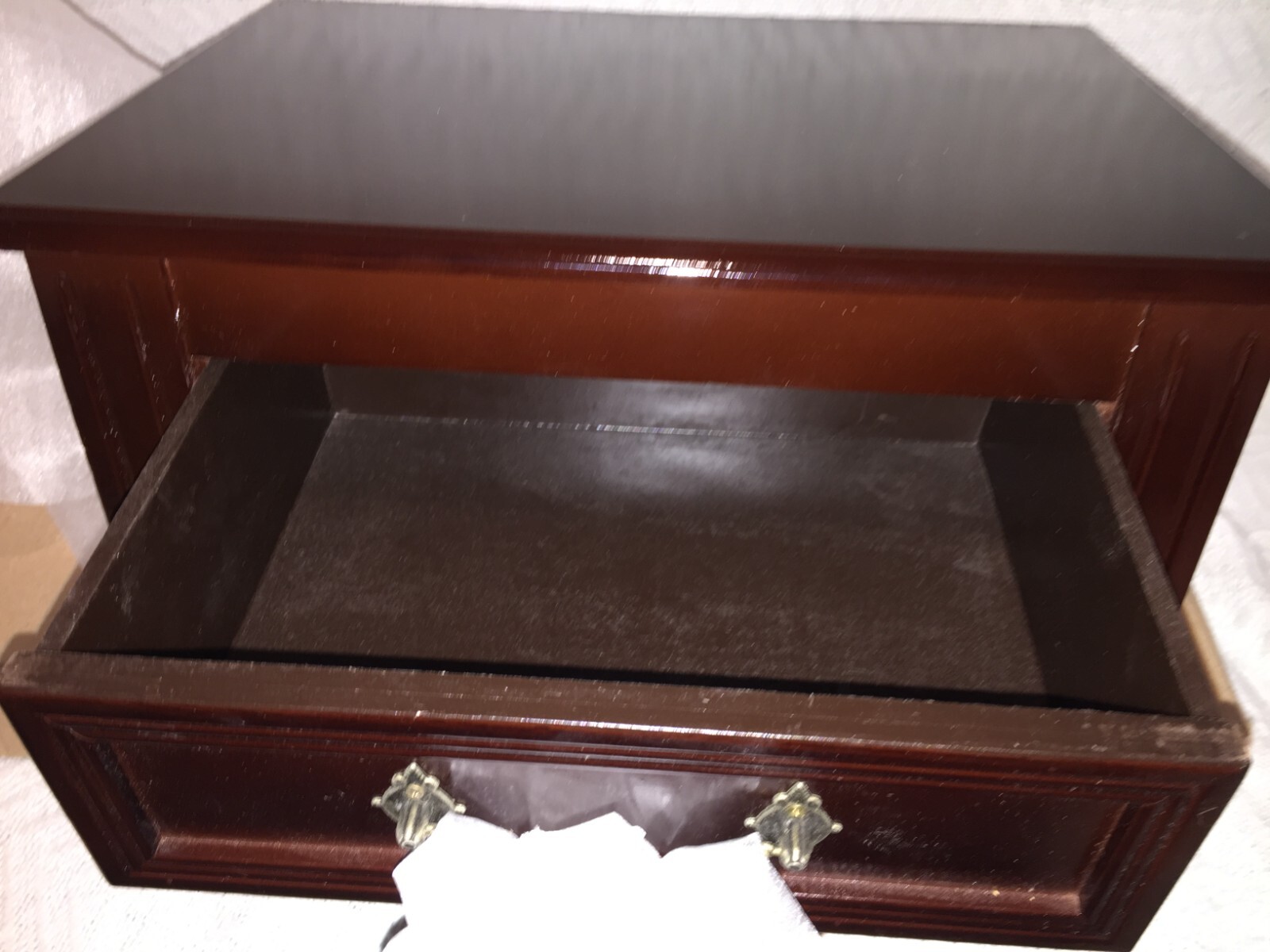 Home & Garden Party “Hamilton” 27in x 14in x 10in Brown Accent Table Sku #43004