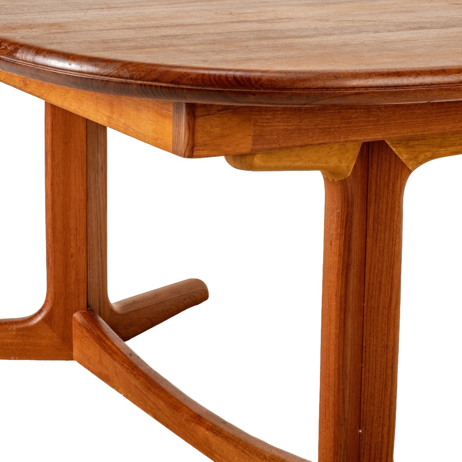D-Scan Danish Modern Solid Teak Expandable 102″ Dining Table W/ Two Leafs
