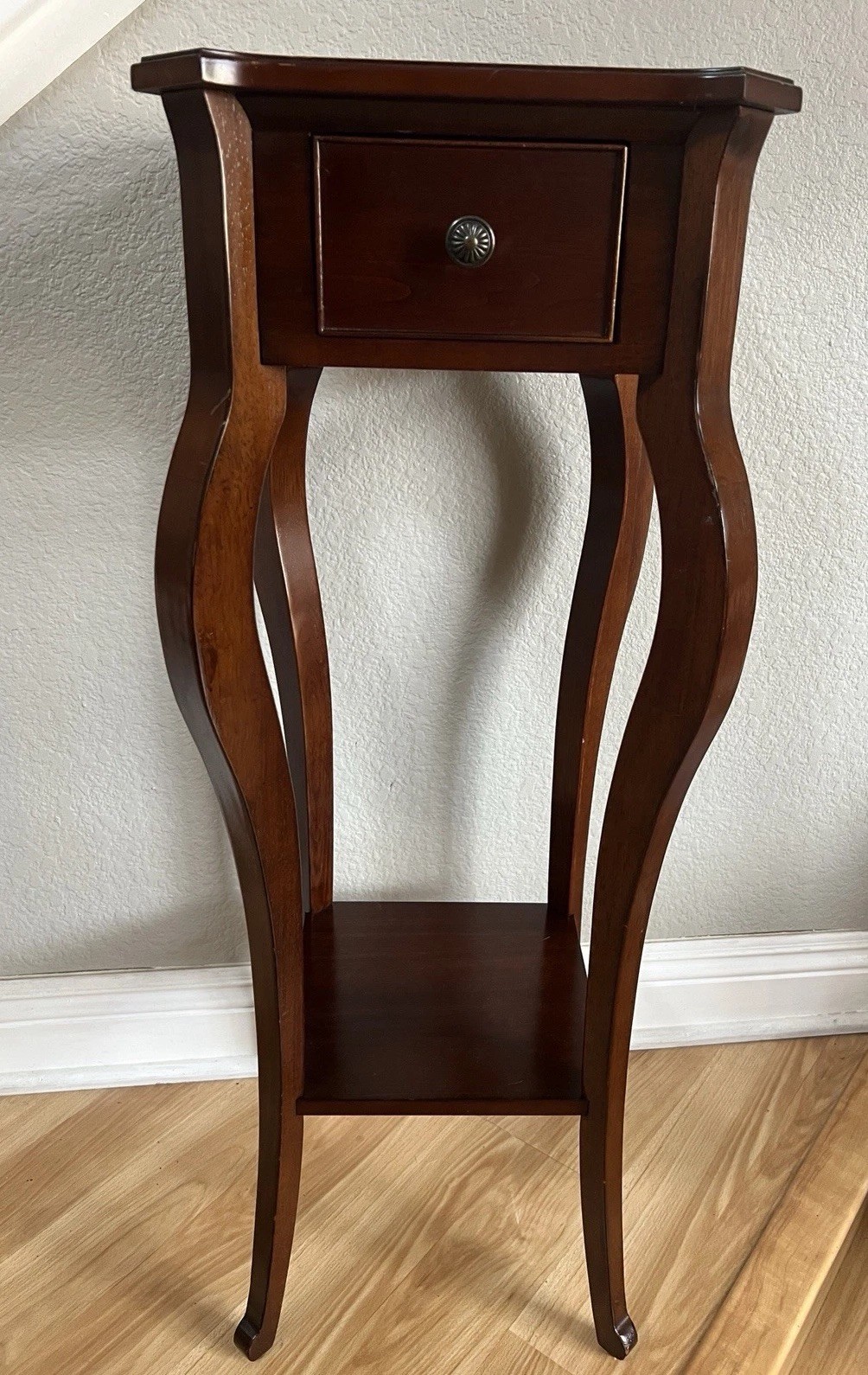 Vintage The Bombay Company Mahogany Plant Stand Table With Drawer 36” Tall