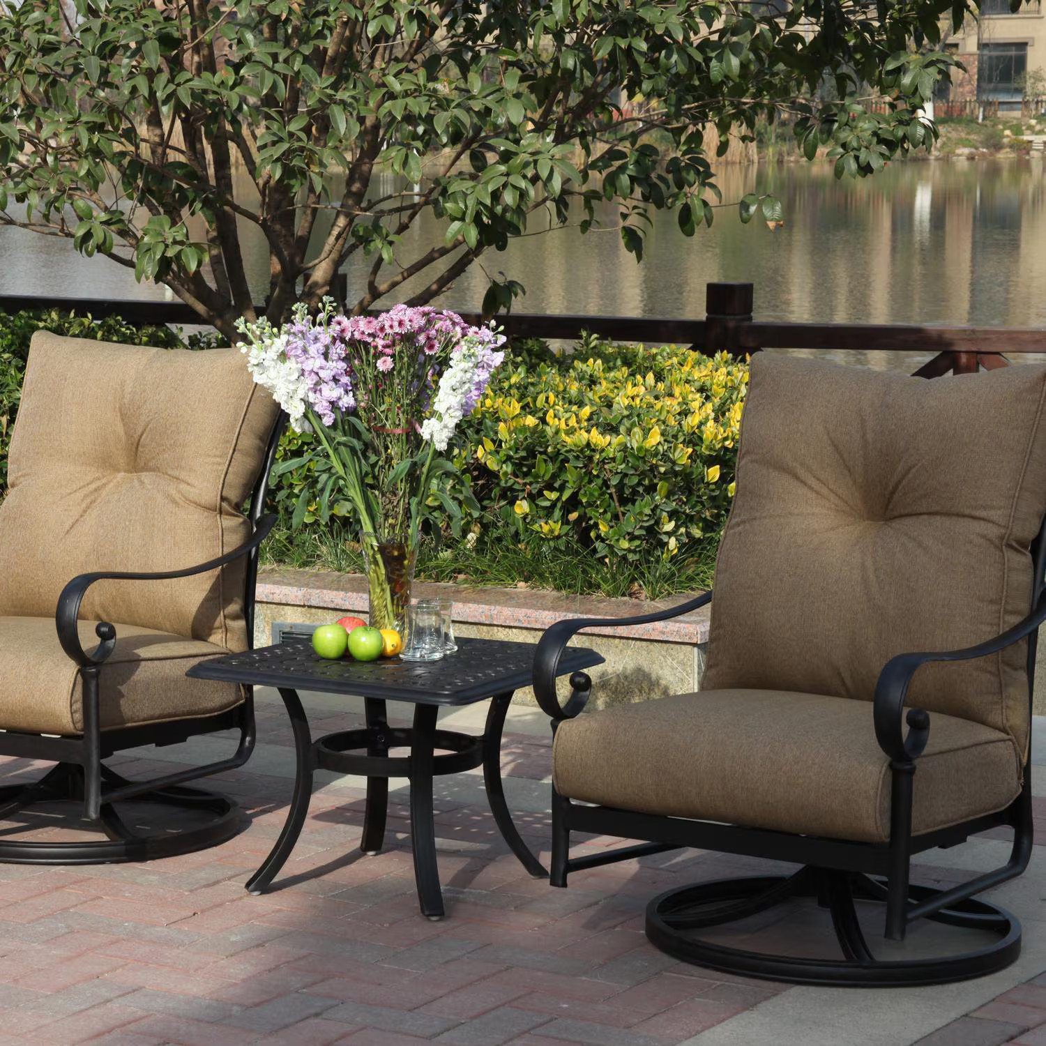 Santa Anita 3 Pc Cast Aluminum Seating Set 24-in Square Series 88 Table &