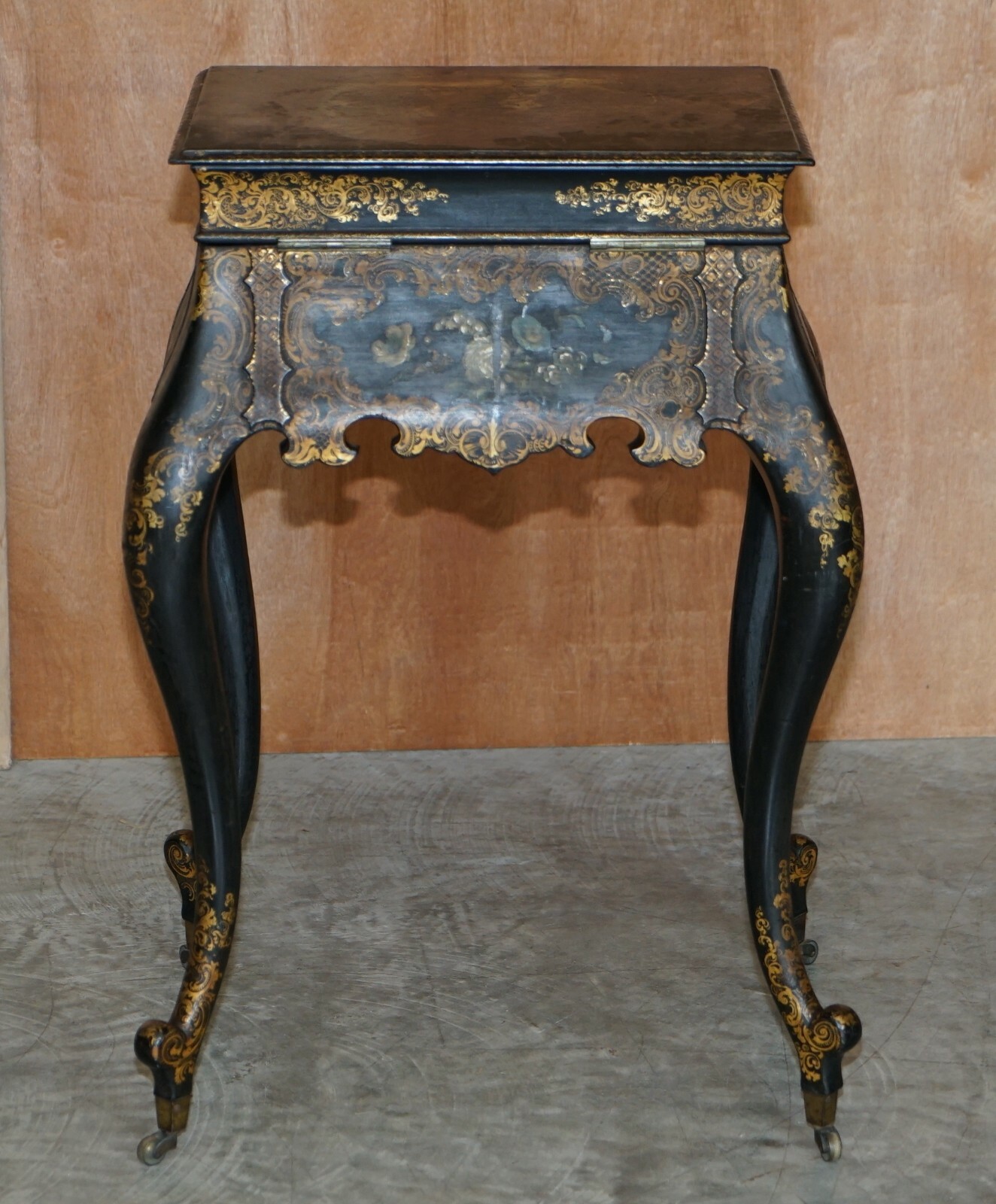 GEORGIAN ANTIQUE CIRCA 1800 GEORGE III CHINESE LACQUER & GOLD GILT WORK TABLE