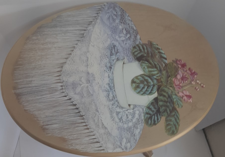 Bombay Vintage 90s Oval Wood Tilt Table With Floral Top Design