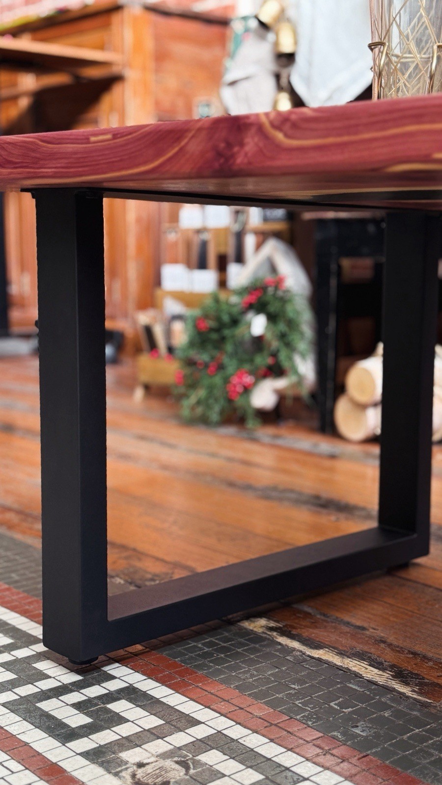 Red Cedar Black Epoxy River Coffee Table – Hand Made – Home Decor- BEAUTIFUL!