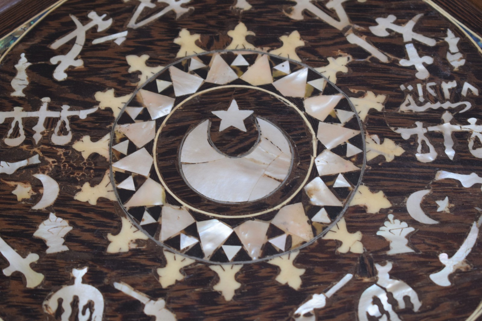 Vintage Coffee End Table, Mother of Pearl Inlay entryway Table, Wood Side Table
