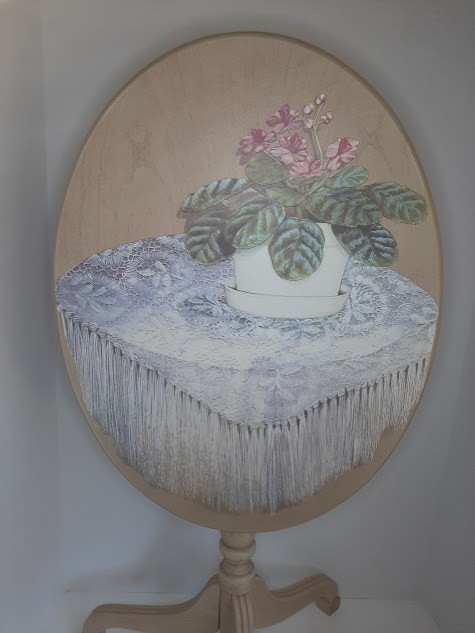 Bombay Vintage 90s Oval Wood Tilt Table With Floral Top Design