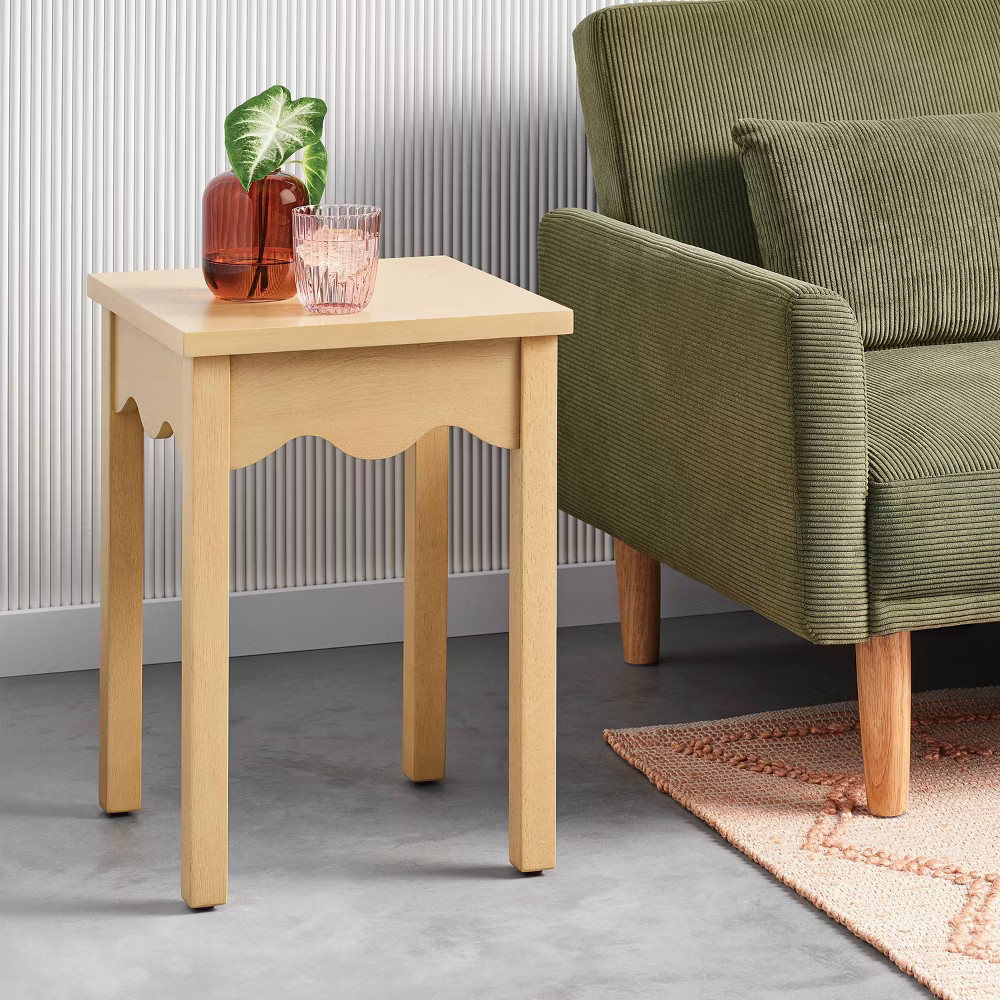 Wavy Accent Table Natural – Room Essentials