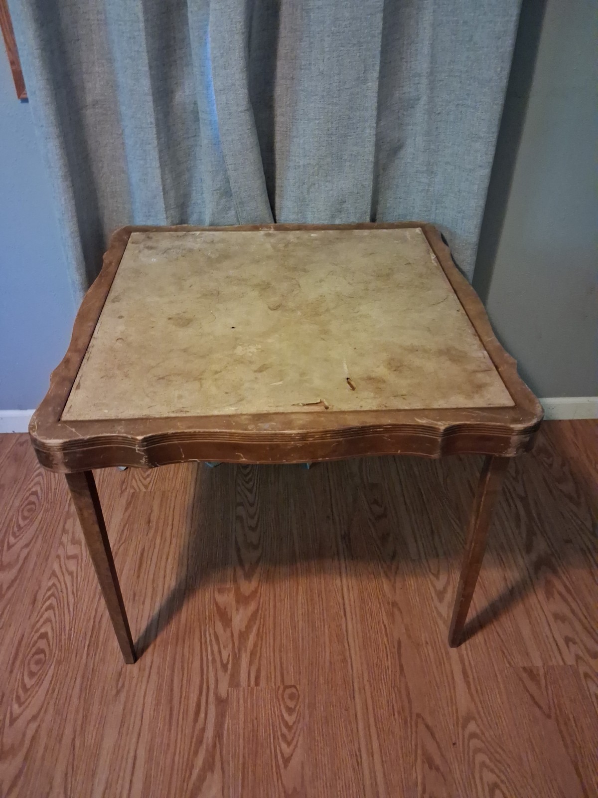 Vintage Ferguson Folding Card Table Leg O Matic RV Retro 31″ x 31″ x 27″