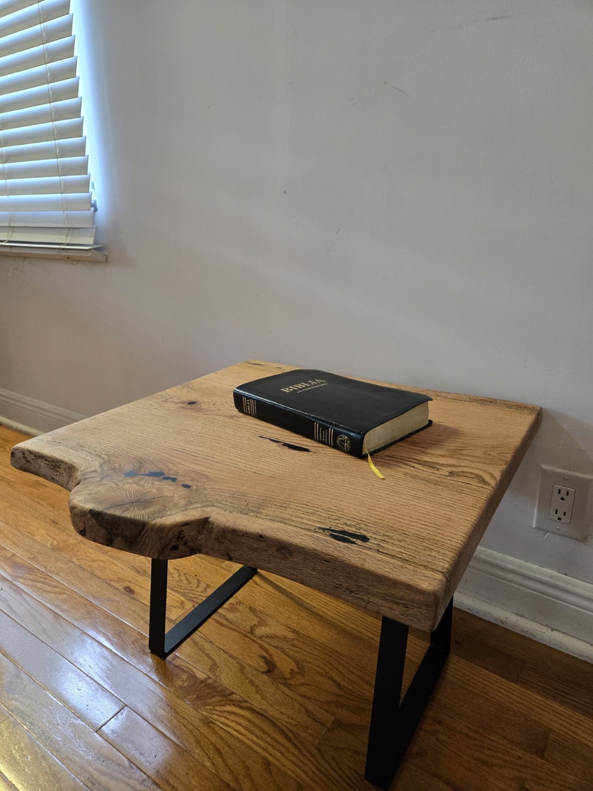 Set of 2 Live Edge White Oak Rectangular End Tables w/ Black Metal Legs 24x22x17
