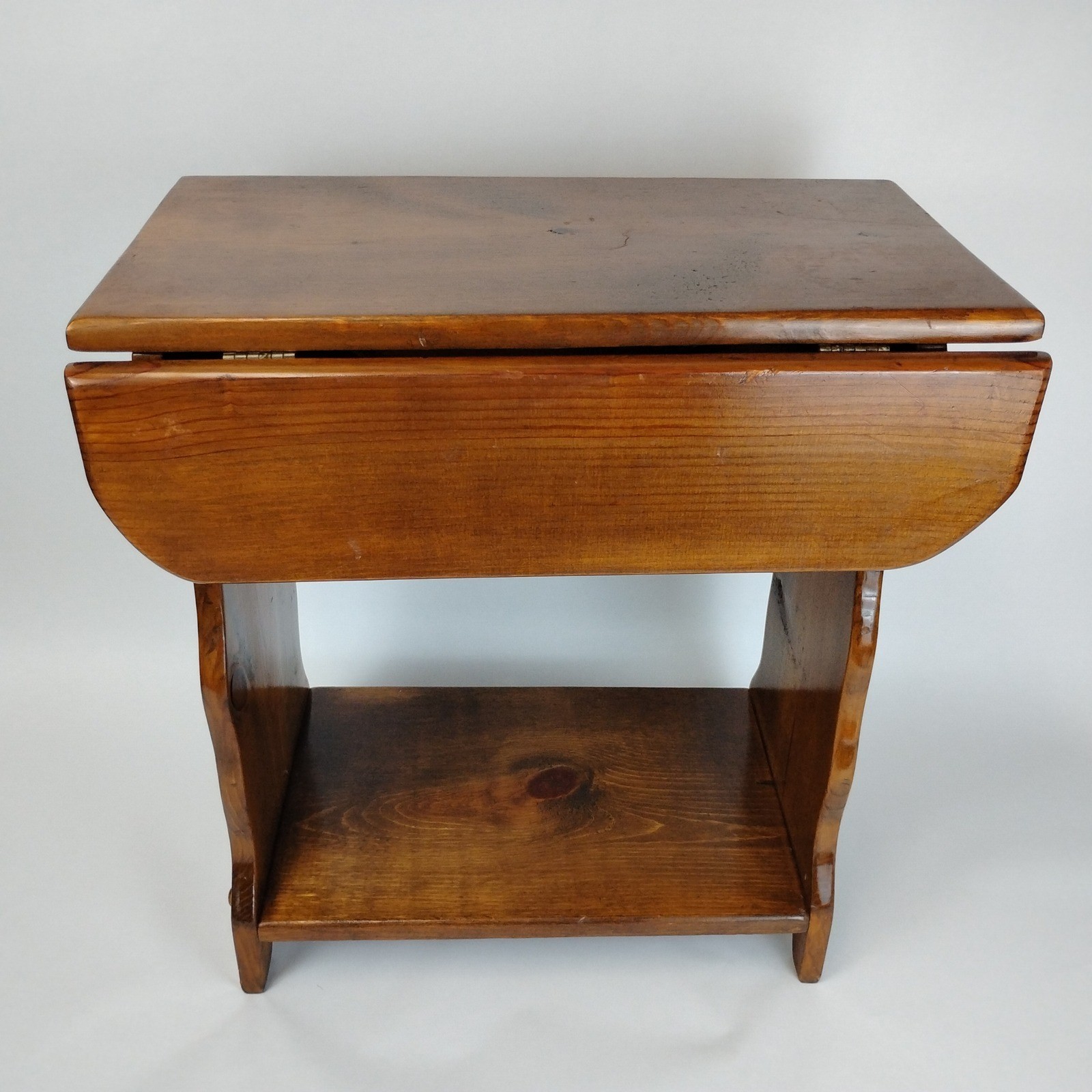 Handmade Solid Wood Heart Cut Out Drop Leaf Side End Table Country 21″ Plants