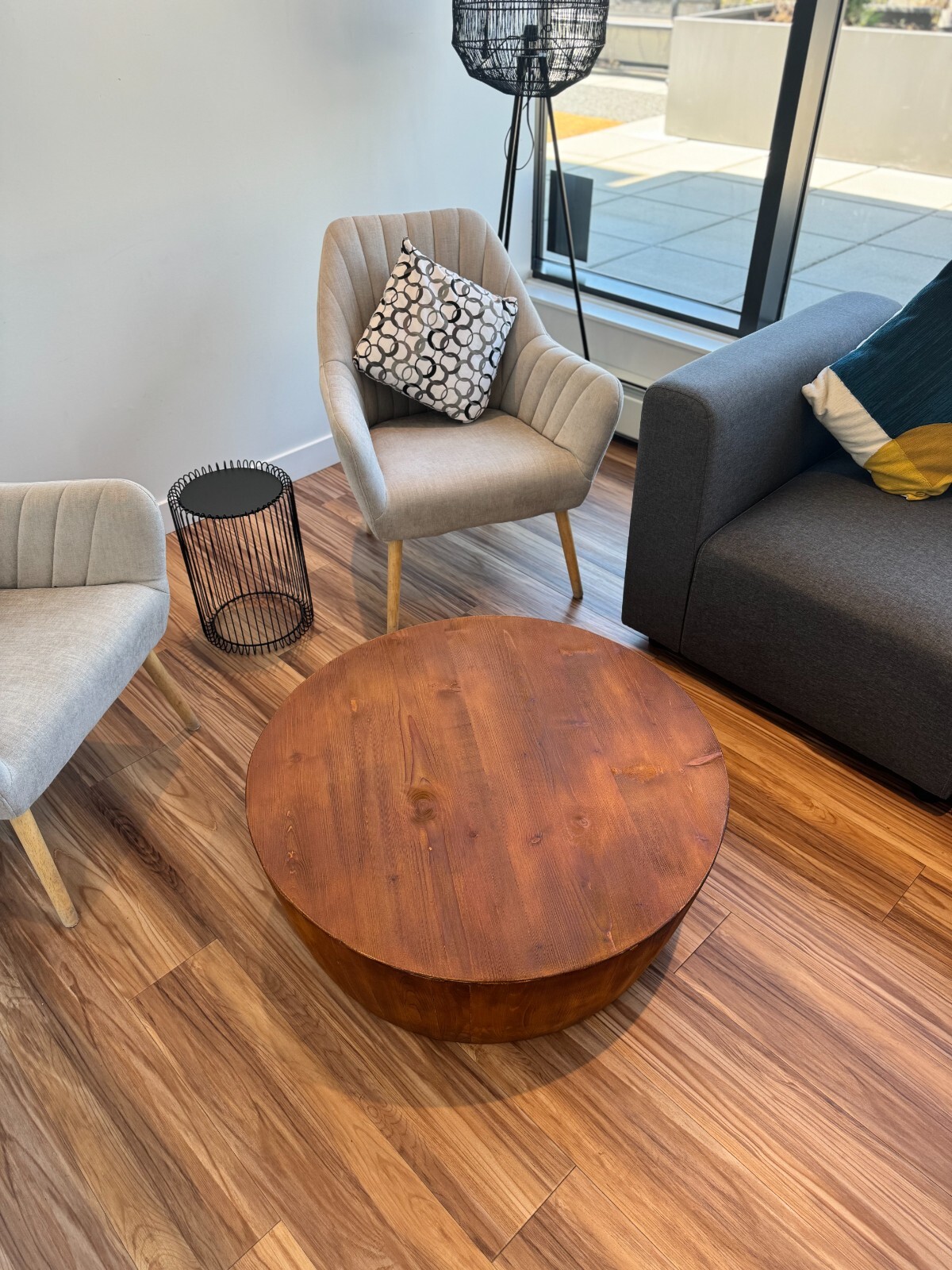 Batamex Home Handcrafted Solid Wood Round Coffee Table