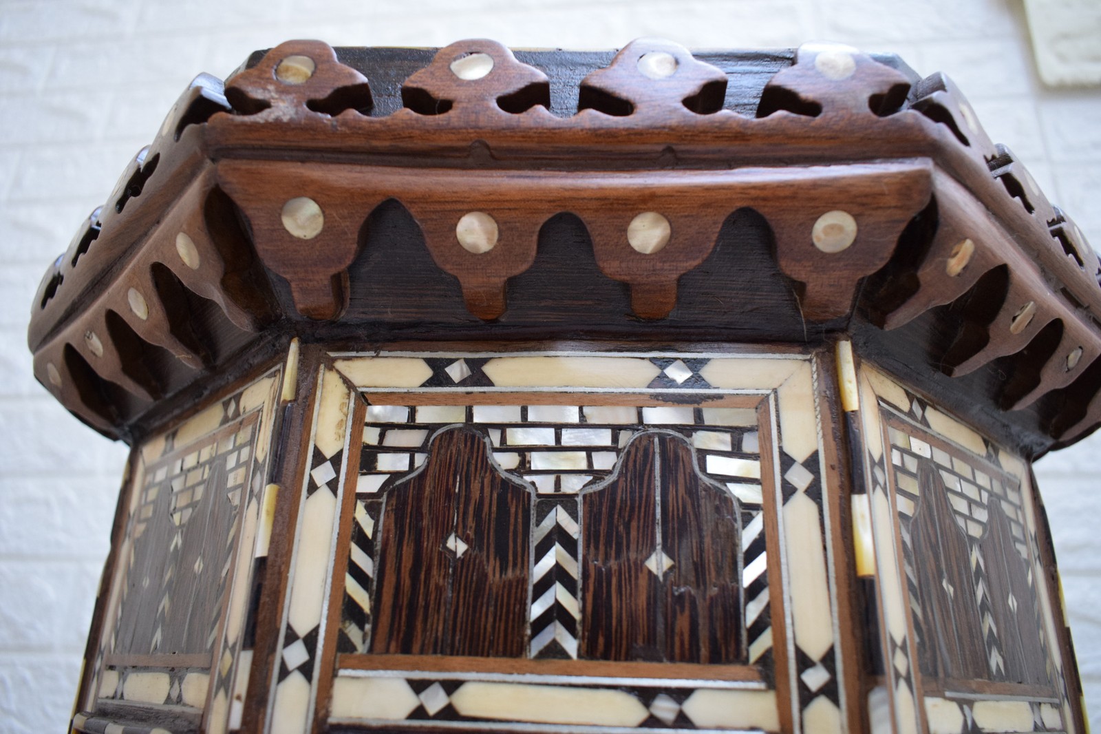 Vintage Coffee End Table, Mother of Pearl Inlay entryway Table, Wood Side Table