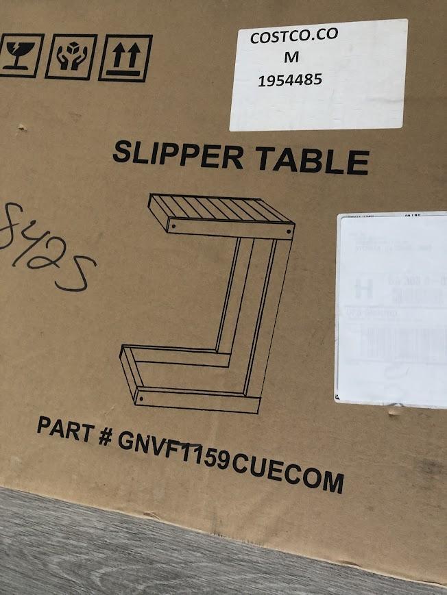 Brand New! Slipper Table Part # GNVF1159CUECOM – Brown Nature Wooden Table