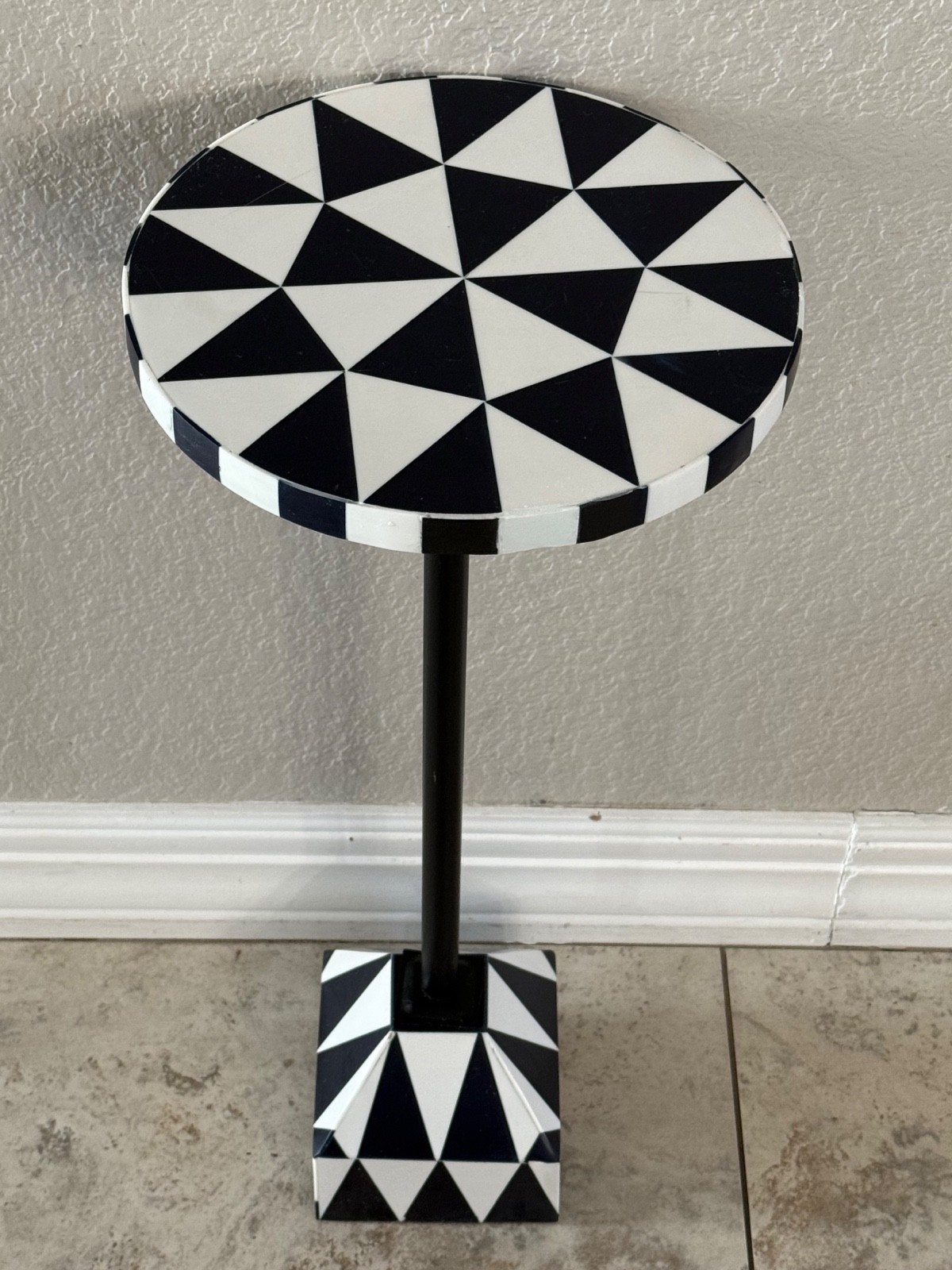 black and white checkered monochrome pattern style round side table drink table