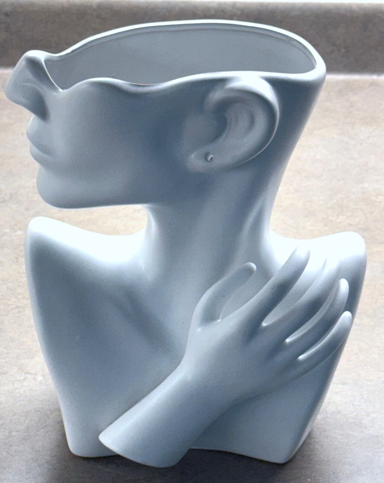 ART DECO ~ MODERNIST SOLID WHITE ~ LADY BODY VASE w PIERCED EARRING DISPLAY GC