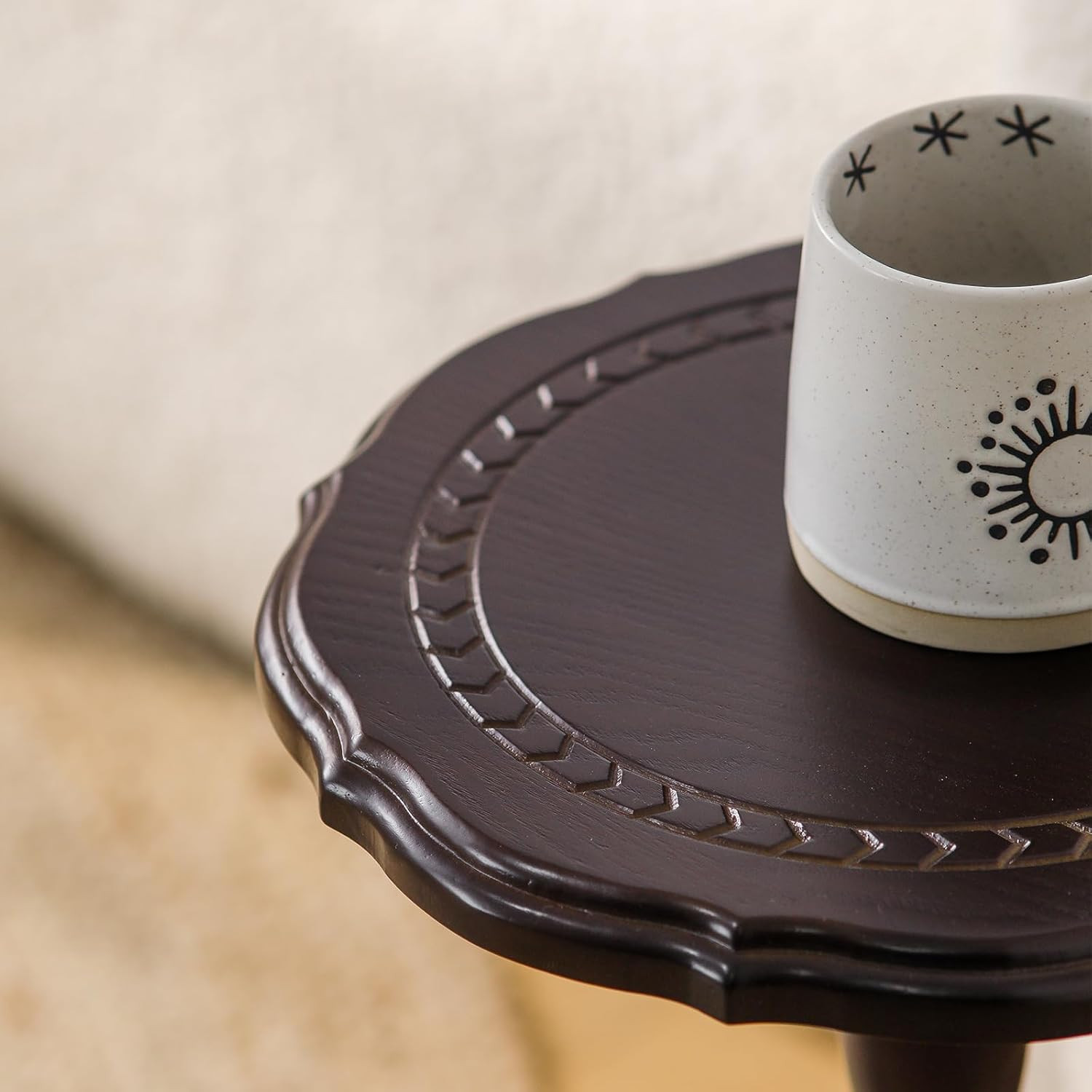 100% Solid Wood Round Side Table, Small Drink Table for Small Spaces, Modern End