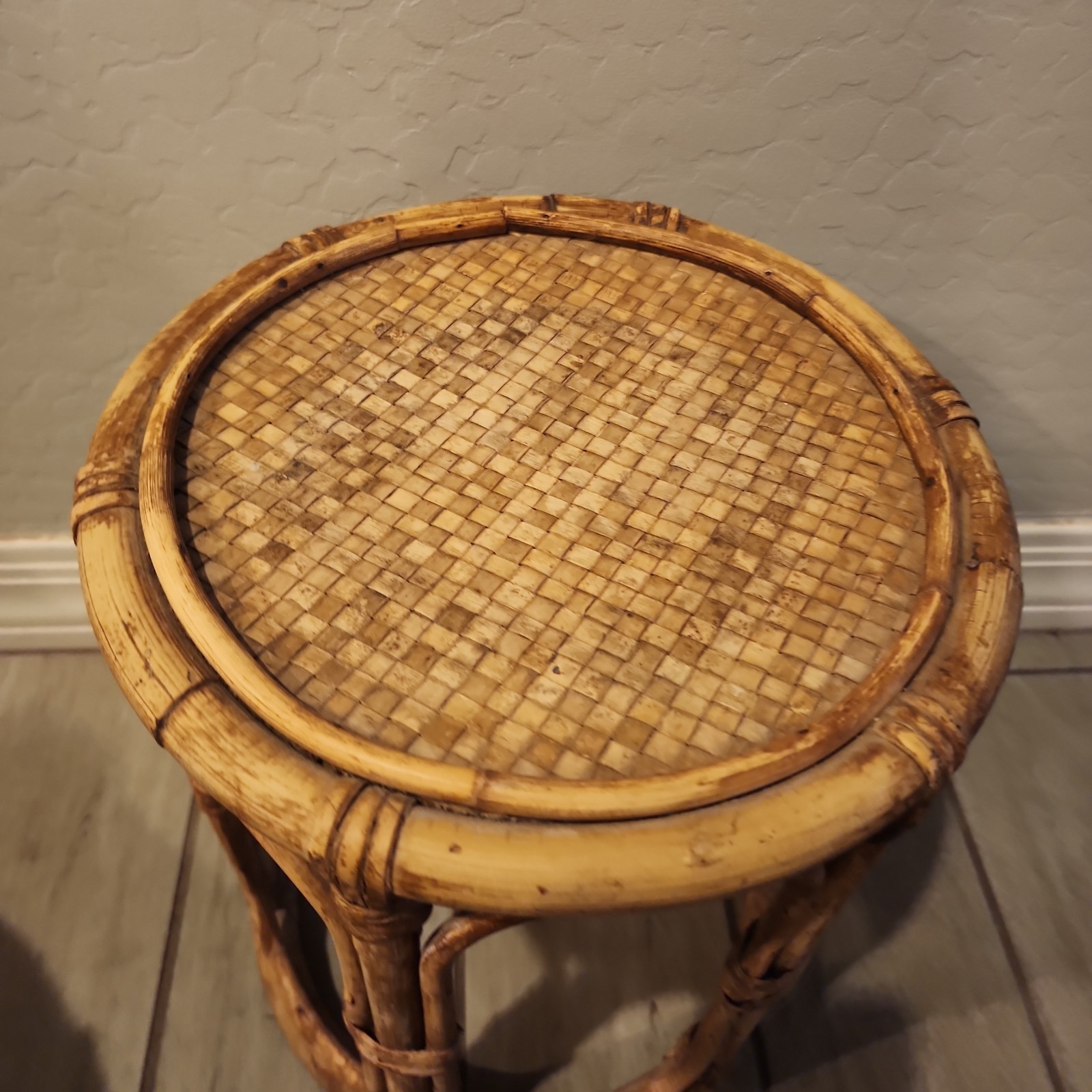Vintage MCM Rattan Bamboo Side Table Plant Stand Woven Top 13.5” Boho Chic 60s