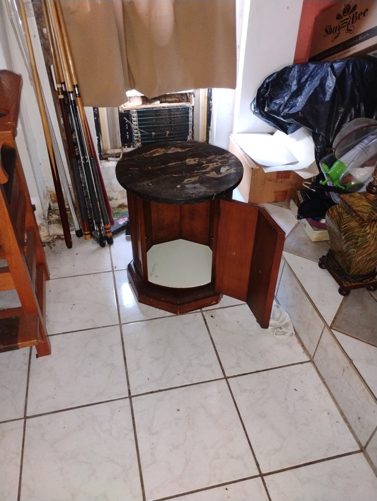 Round Black Marble Top Wood Pedestal End Table w/ Cabinet Storage, Brown