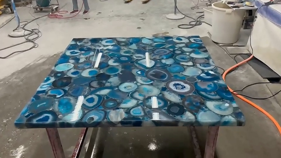 Blue Agate Coffee Table – Handcrafted with Unique Natural Stone Design