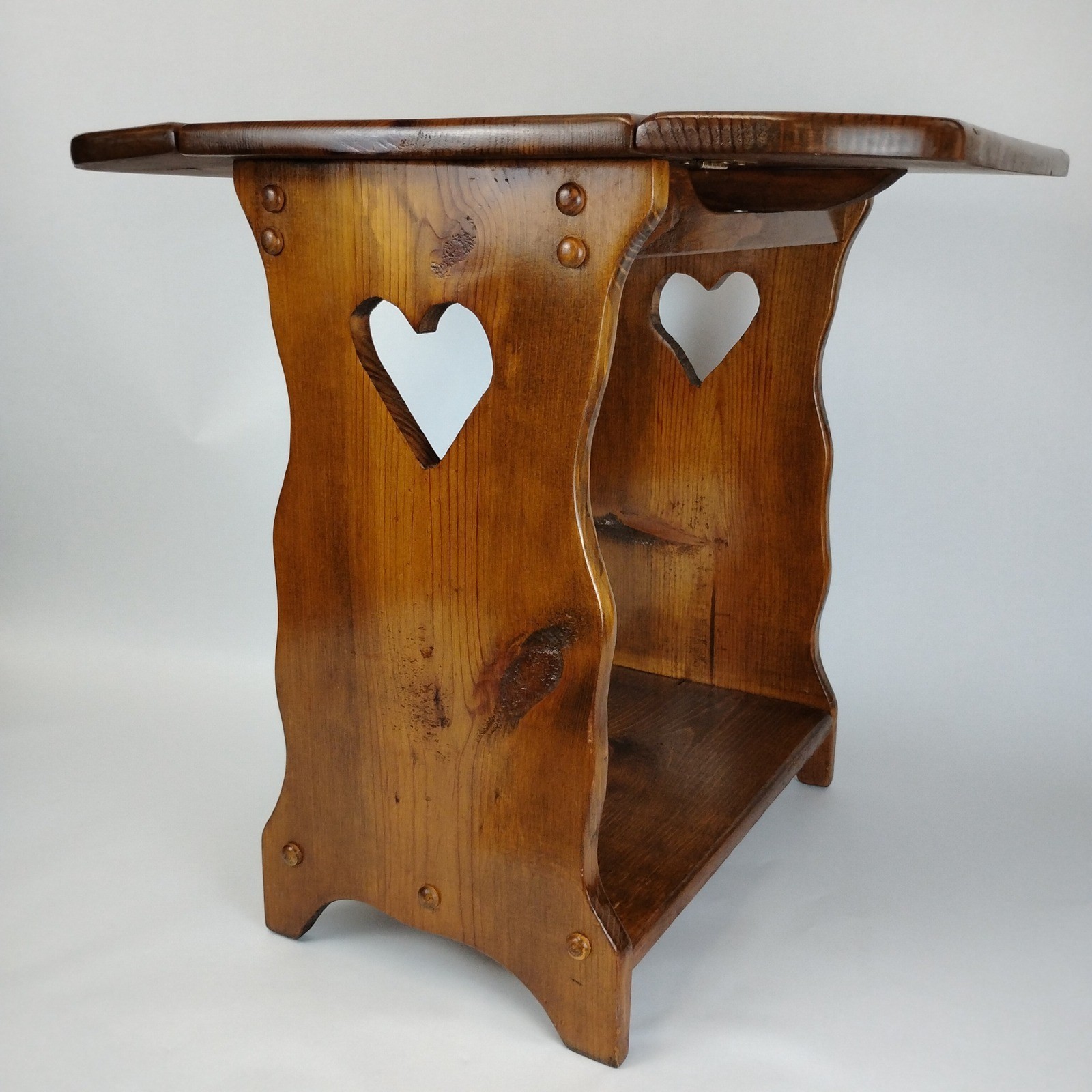 Handmade Solid Wood Heart Cut Out Drop Leaf Side End Table Country 21″ Plants