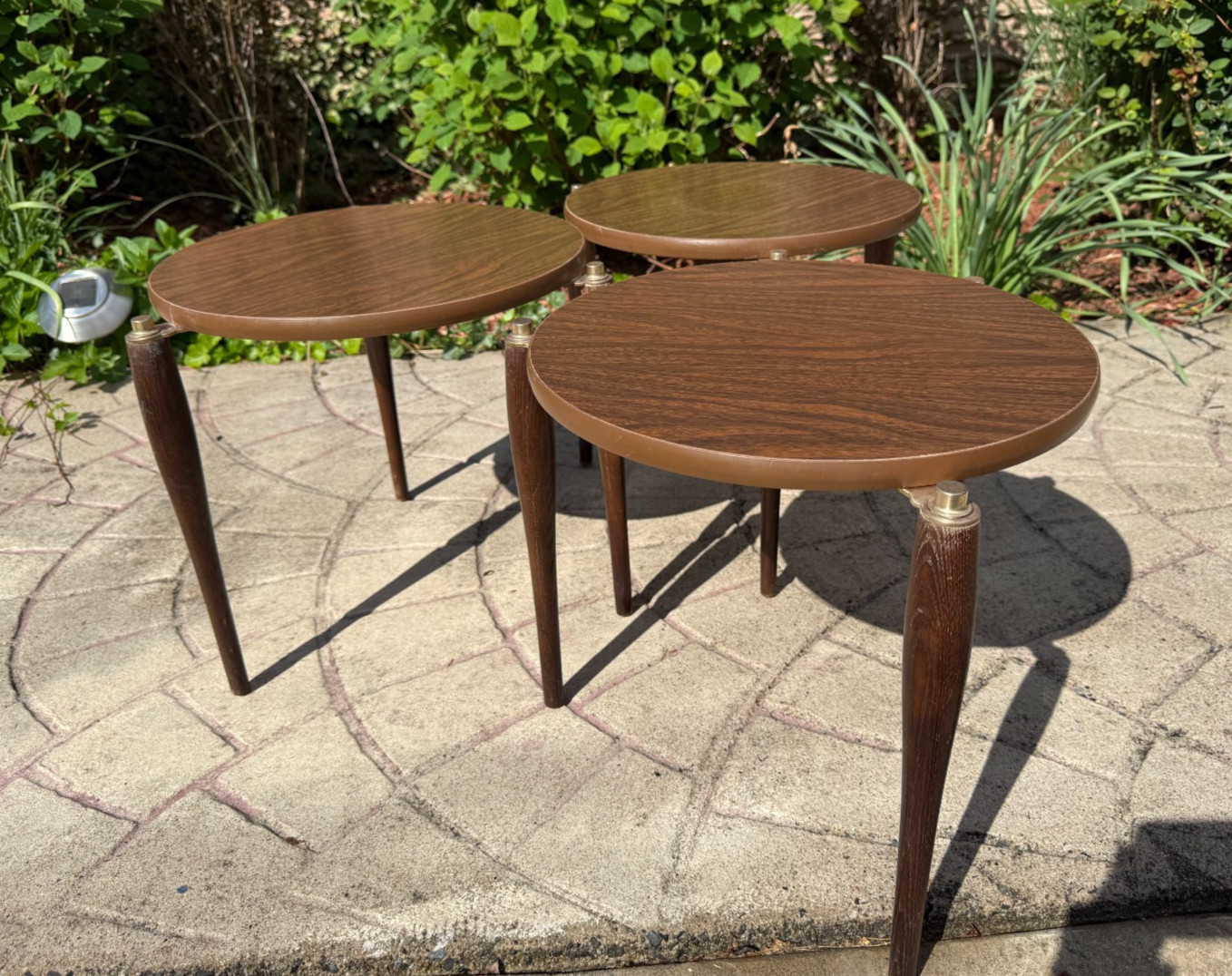 Mid Century Walnut Stacking Round Side Tables – Set of 3 Nesting Tables VTG