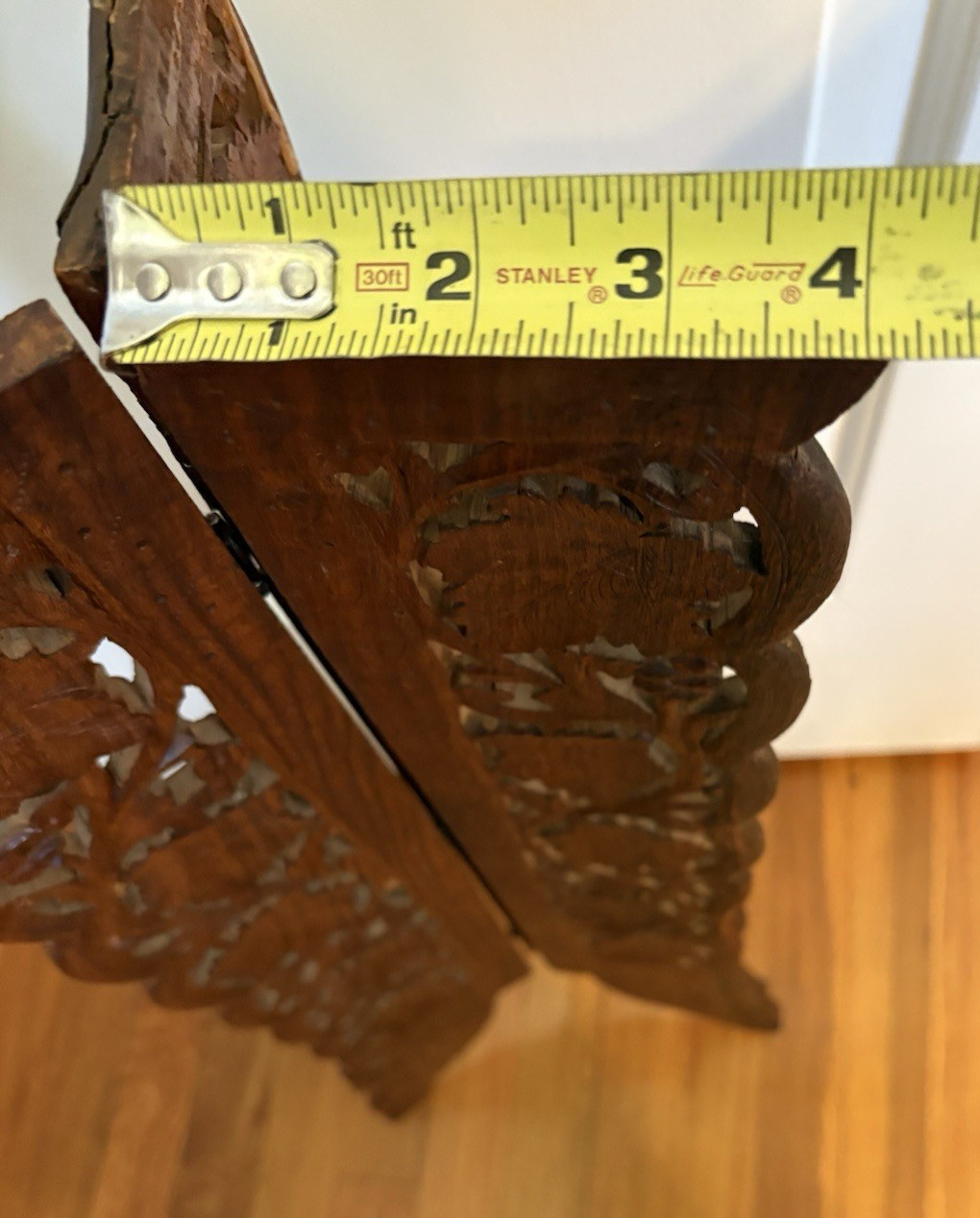 VTG Tri-Fold Hinged Hand-Carved Wood Folding Stand-Leaf Scroll Design-29.25”