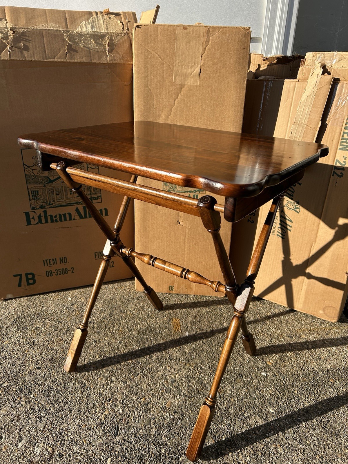 SUPER RARE!! Ethan Allen Old Tavern Treat Tables (4) With Stand & Original Boxes