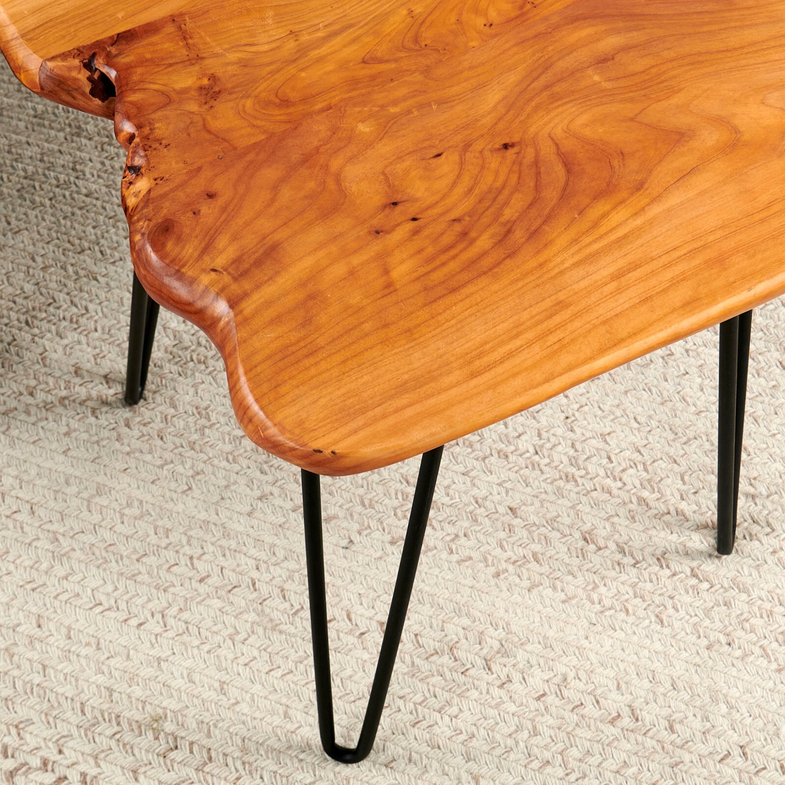 GREENAGE Cedar Live Edge Coffee Table with 4 Hairpin Legs 20″ x 20″ x 21″ Height