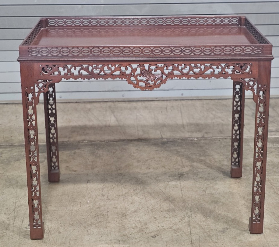 Baker Williamsburg Mahogany Chippendale Byrd China Table CW 192 Rare