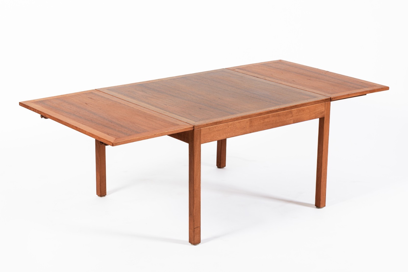 Mid Century Danish Extendable Teak Wood Coffee Table no. 5362 by Borge Mogensen