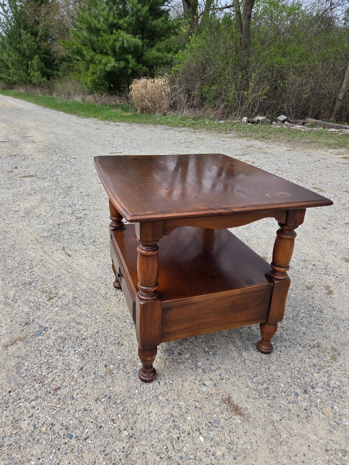 Pine Shop Original Company Side / End With Drawer