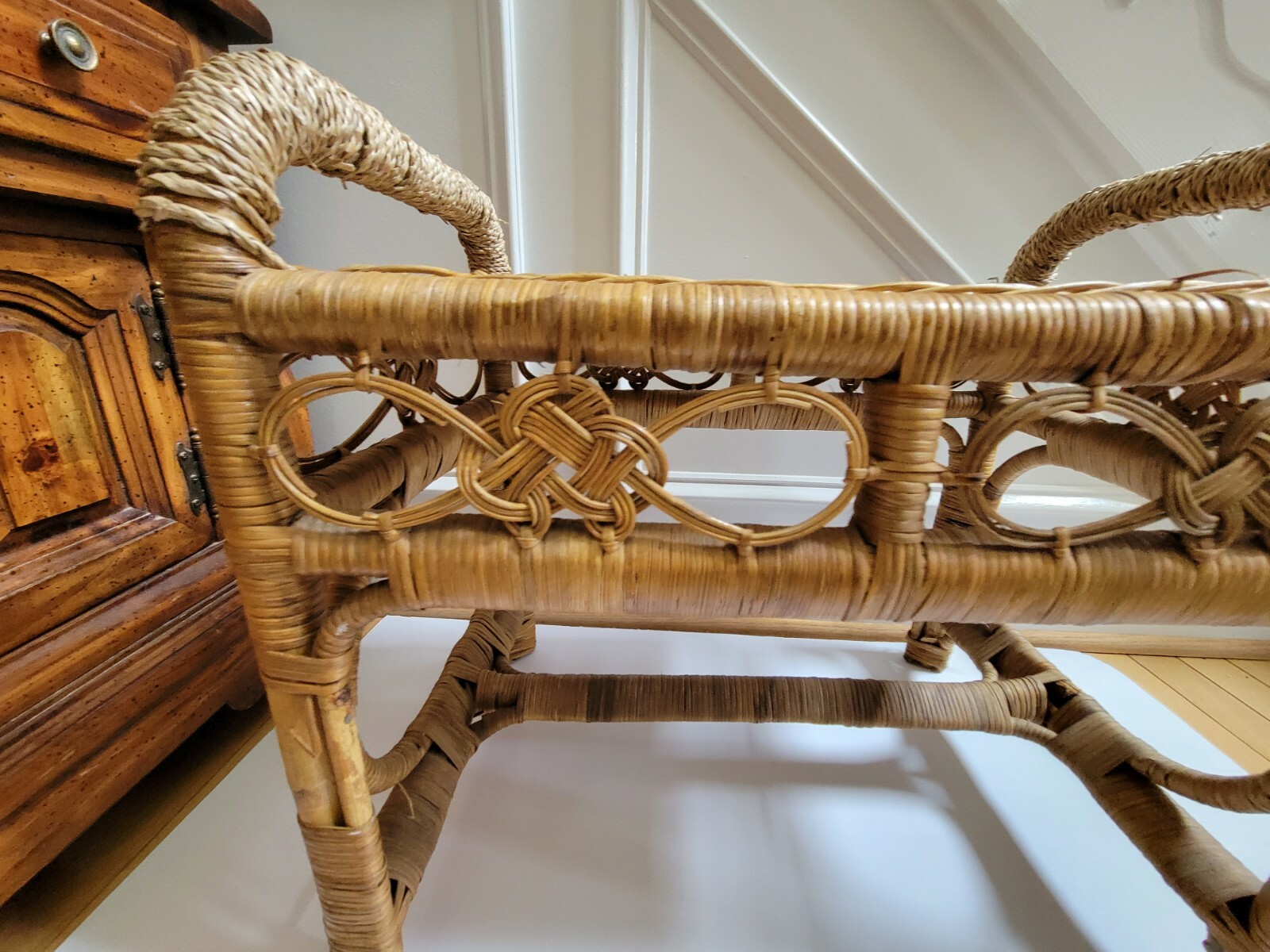 Vintage Bamboo Wicker Side End Table Plant Standw/Handle Art Deco Boho Chic