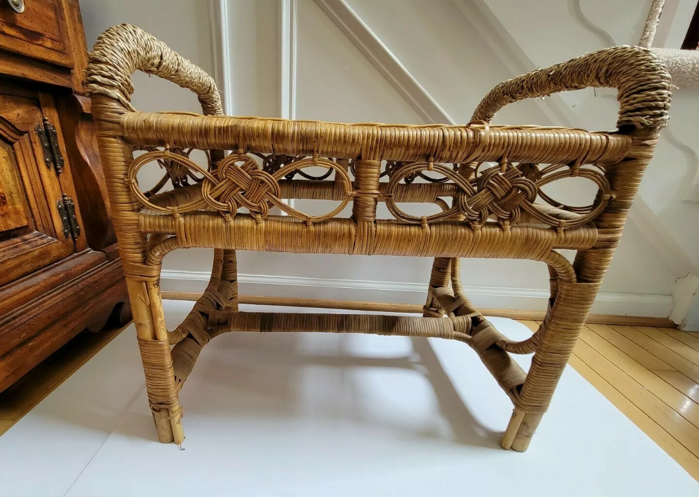 Vintage Bamboo Wicker Side End Table Plant Standw/Handle Art Deco Boho Chic