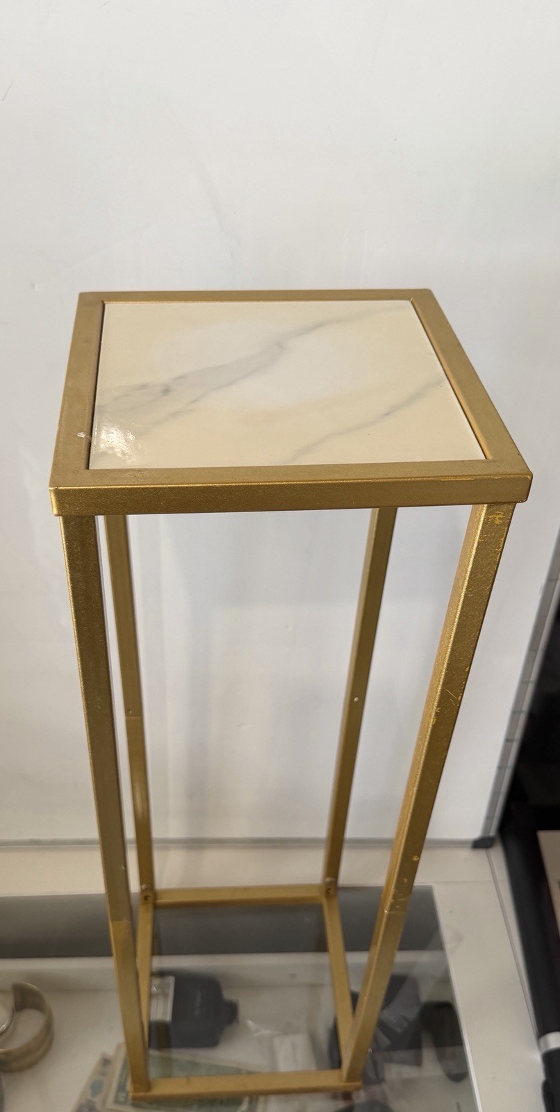 Golden metal support