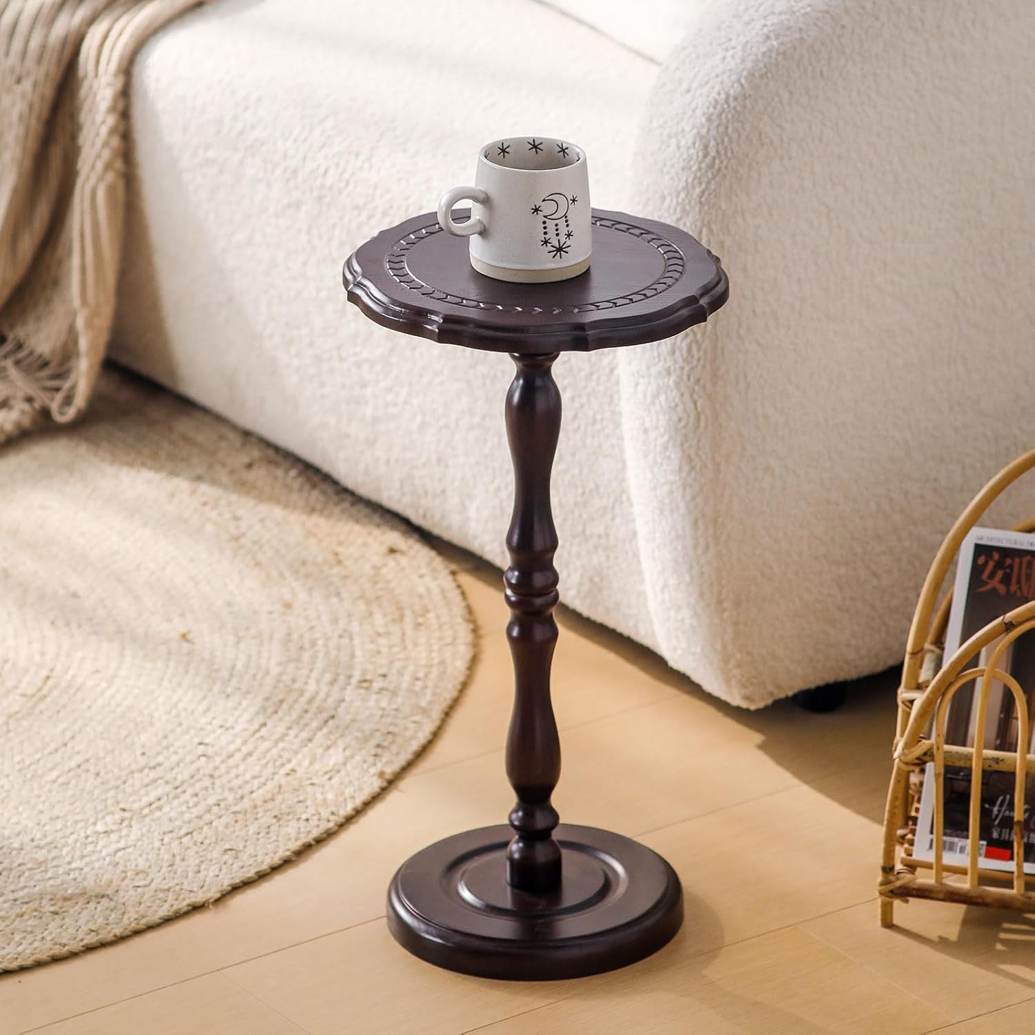 100% Solid Wood Round Side Table, Small Drink Table for Small Spaces, Modern End