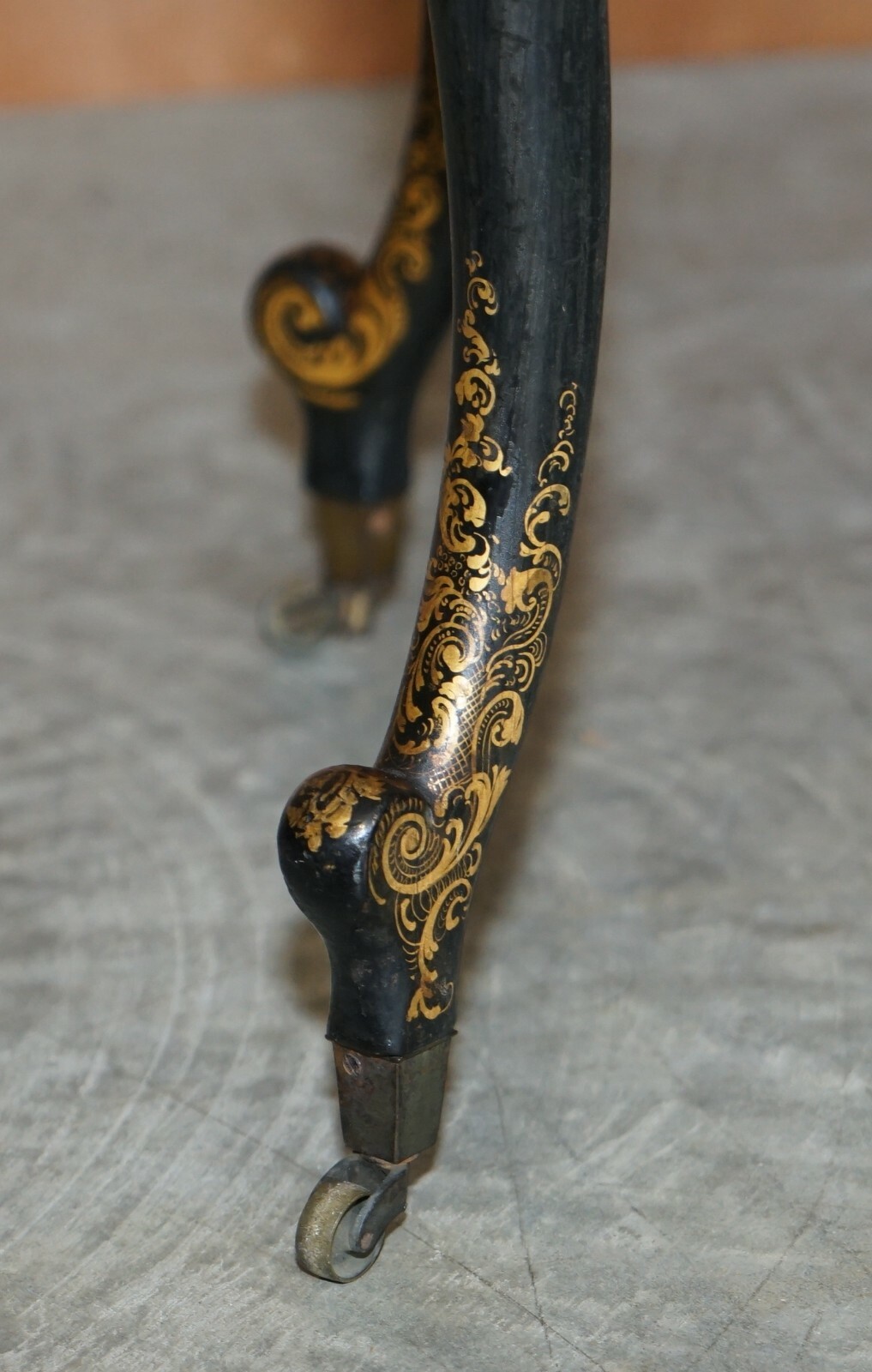 GEORGIAN ANTIQUE CIRCA 1800 GEORGE III CHINESE LACQUER & GOLD GILT WORK TABLE