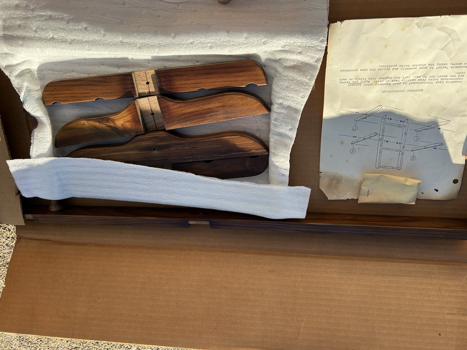 SUPER RARE!! Ethan Allen Old Tavern Treat Tables (4) With Stand & Original Boxes