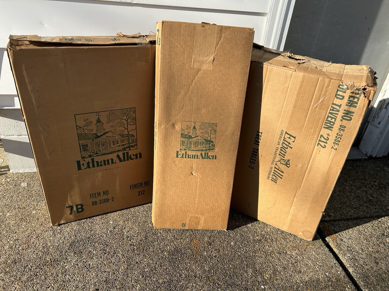 SUPER RARE!! Ethan Allen Old Tavern Treat Tables (4) With Stand & Original Boxes