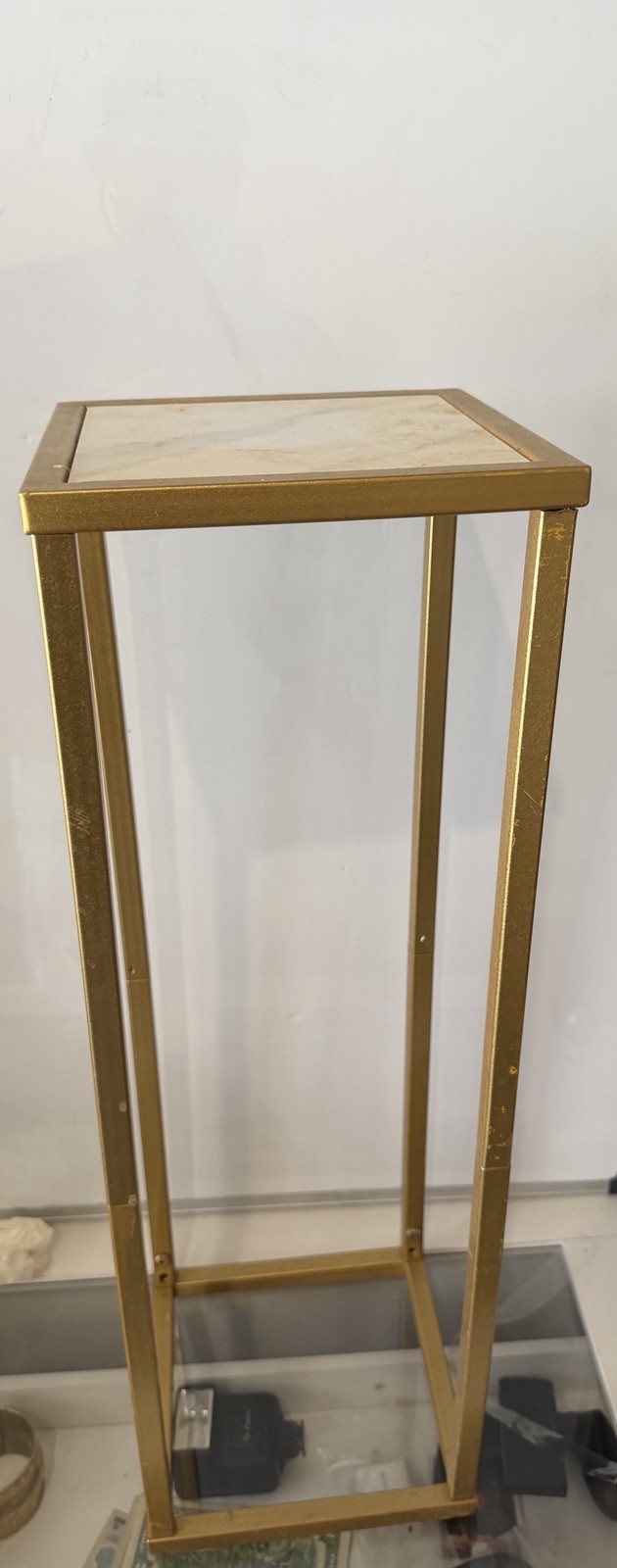 Golden metal support