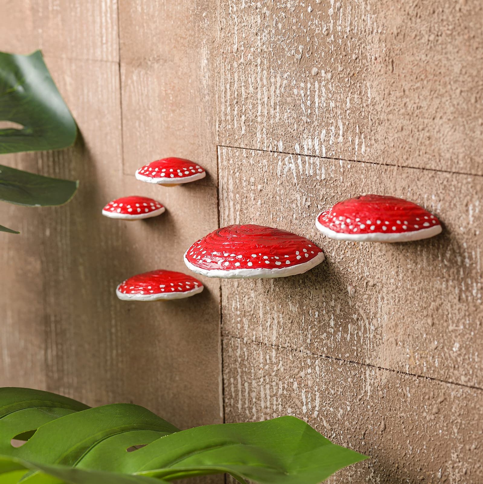 Geetery Set of 5 Mushroom Shelf Wall Decor – Adhesive Mini Resin Red