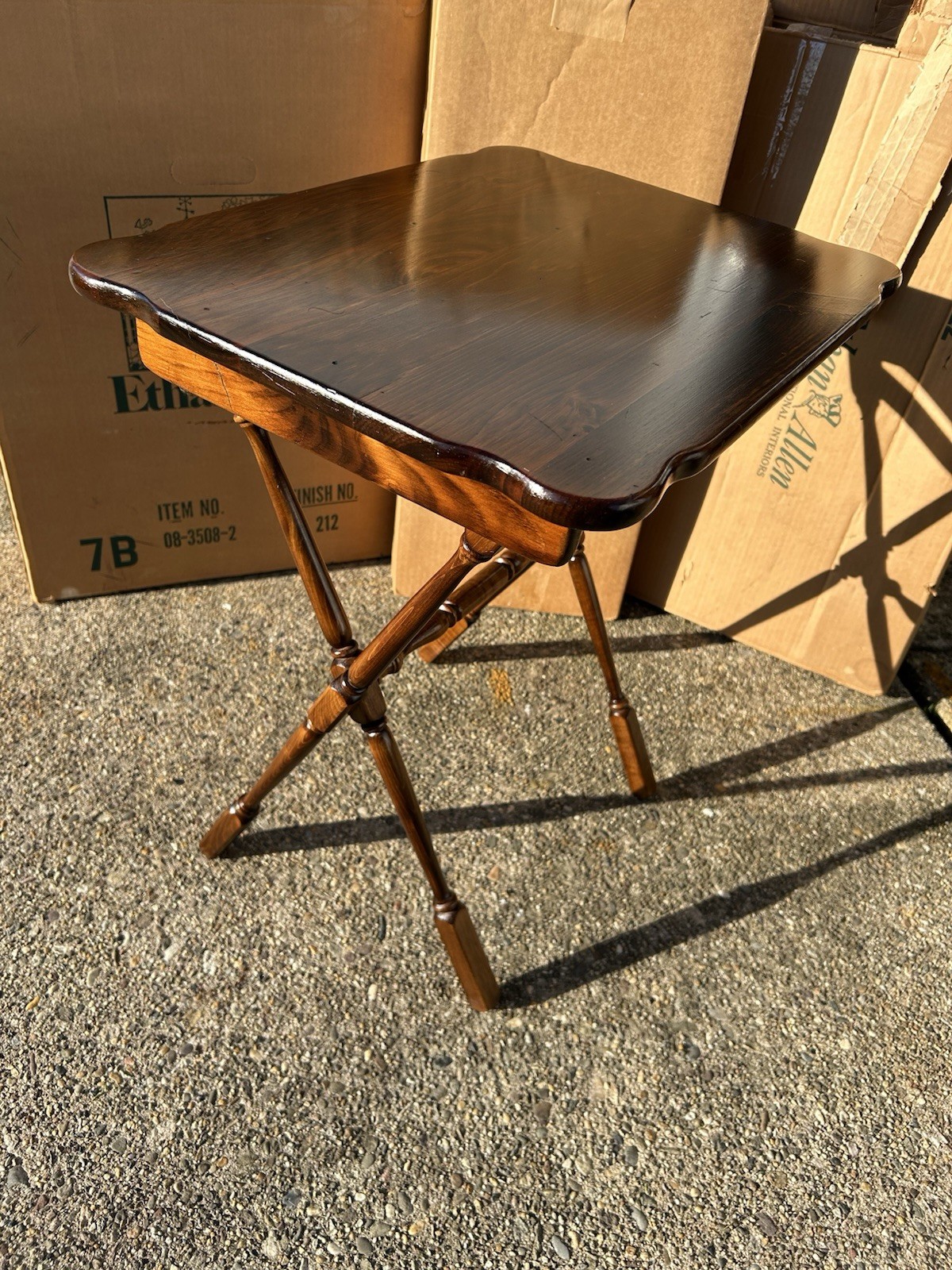 SUPER RARE!! Ethan Allen Old Tavern Treat Tables (4) With Stand & Original Boxes