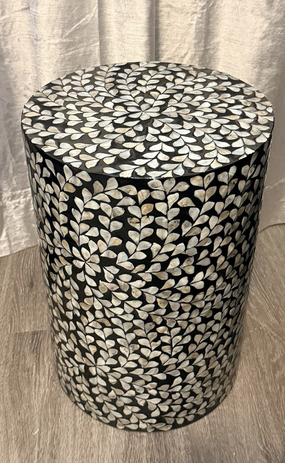 Mother of Pearl Capiz Shell Inlay Round Drum Side Table, Black & White, Floral
