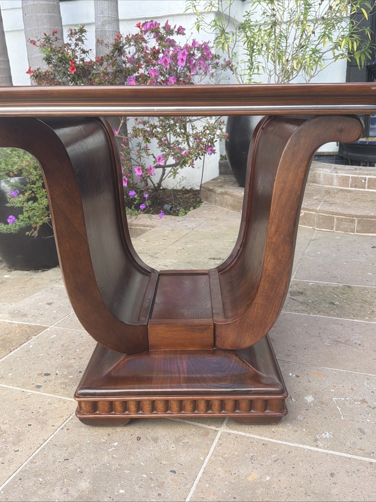 1 LARGE TULIP SHAPED GLASS TOP ELM WOOD SIDE END TABLE WITH HIDDEN BASE STORAGE