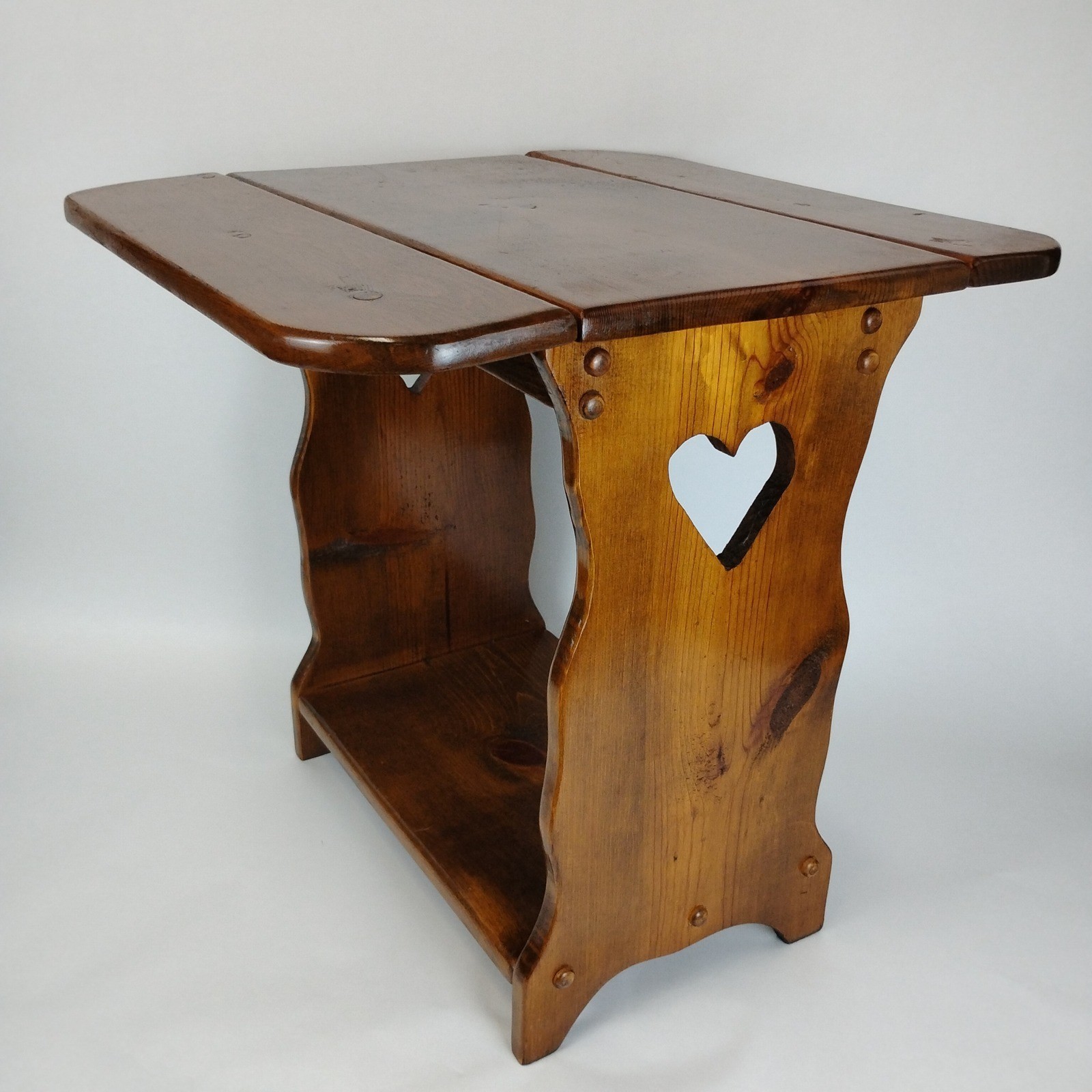 Handmade Solid Wood Heart Cut Out Drop Leaf Side End Table Country 21″ Plants