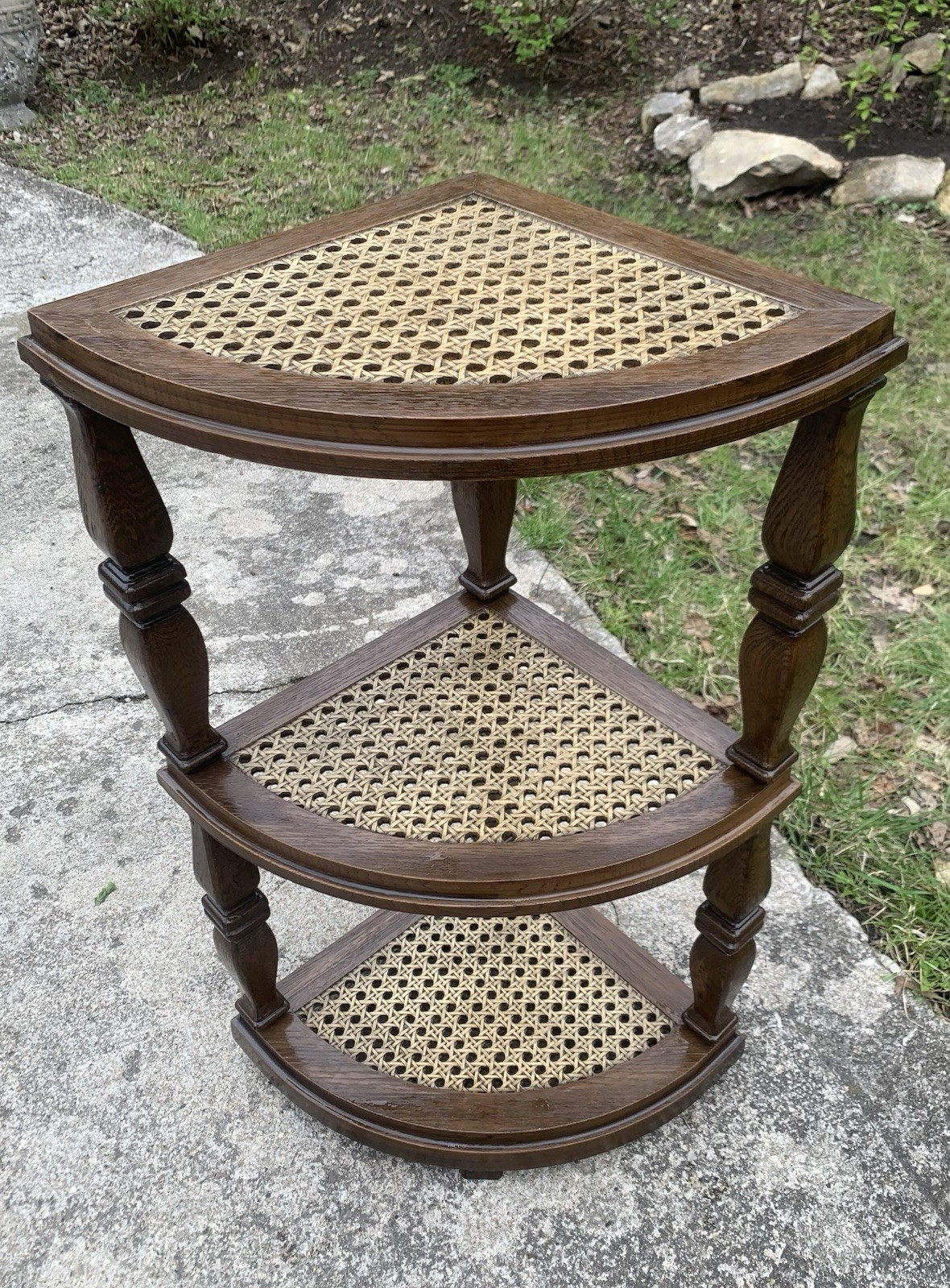 Vtg 1970 3 Tier Side/End Corner Table Plastic Faux Wood Whicker Cane Plant Stand